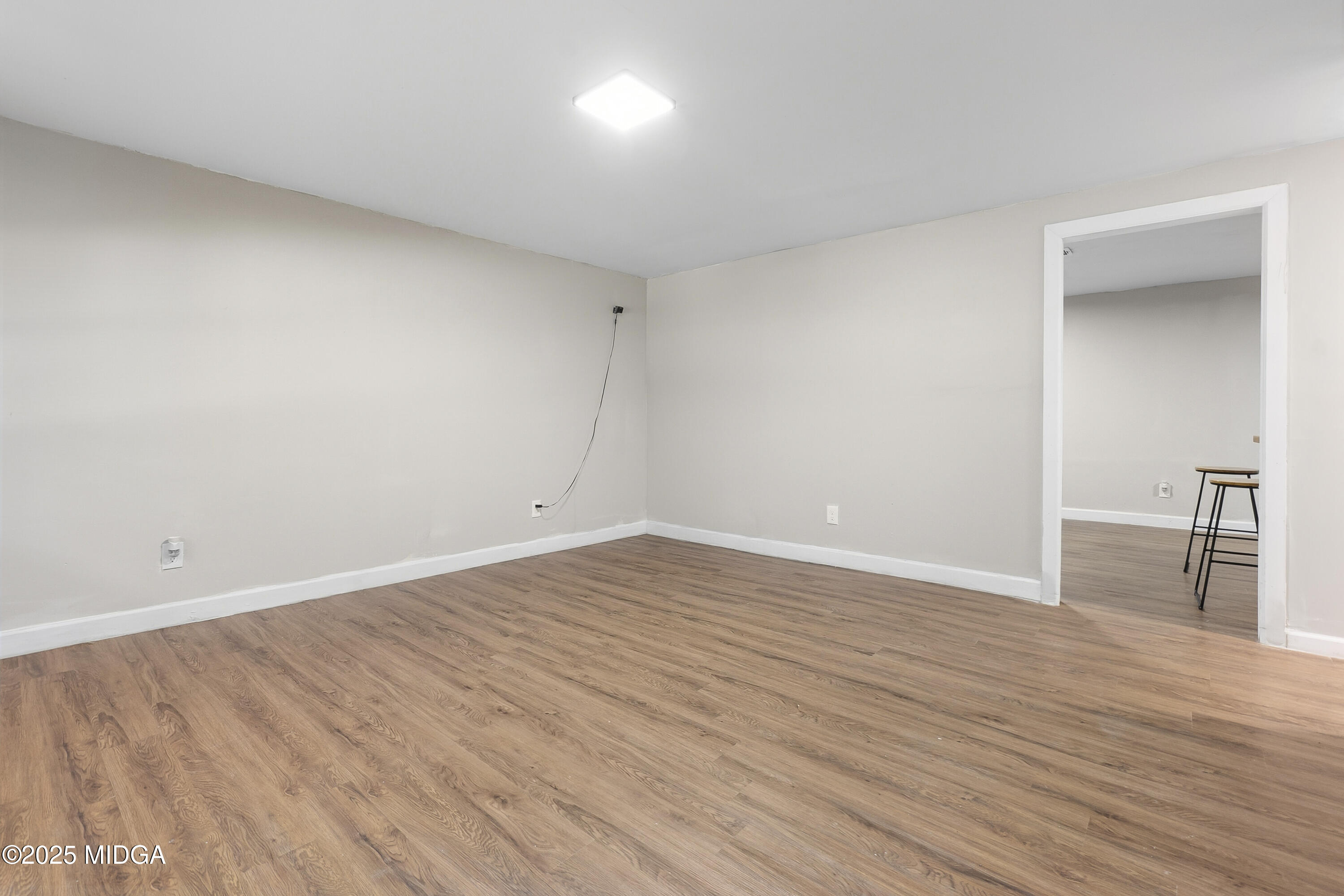 3846 Log Cabin Drive
