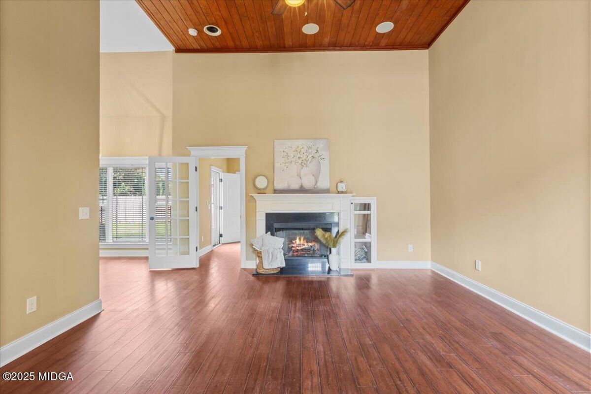 300 Cheshire Drive