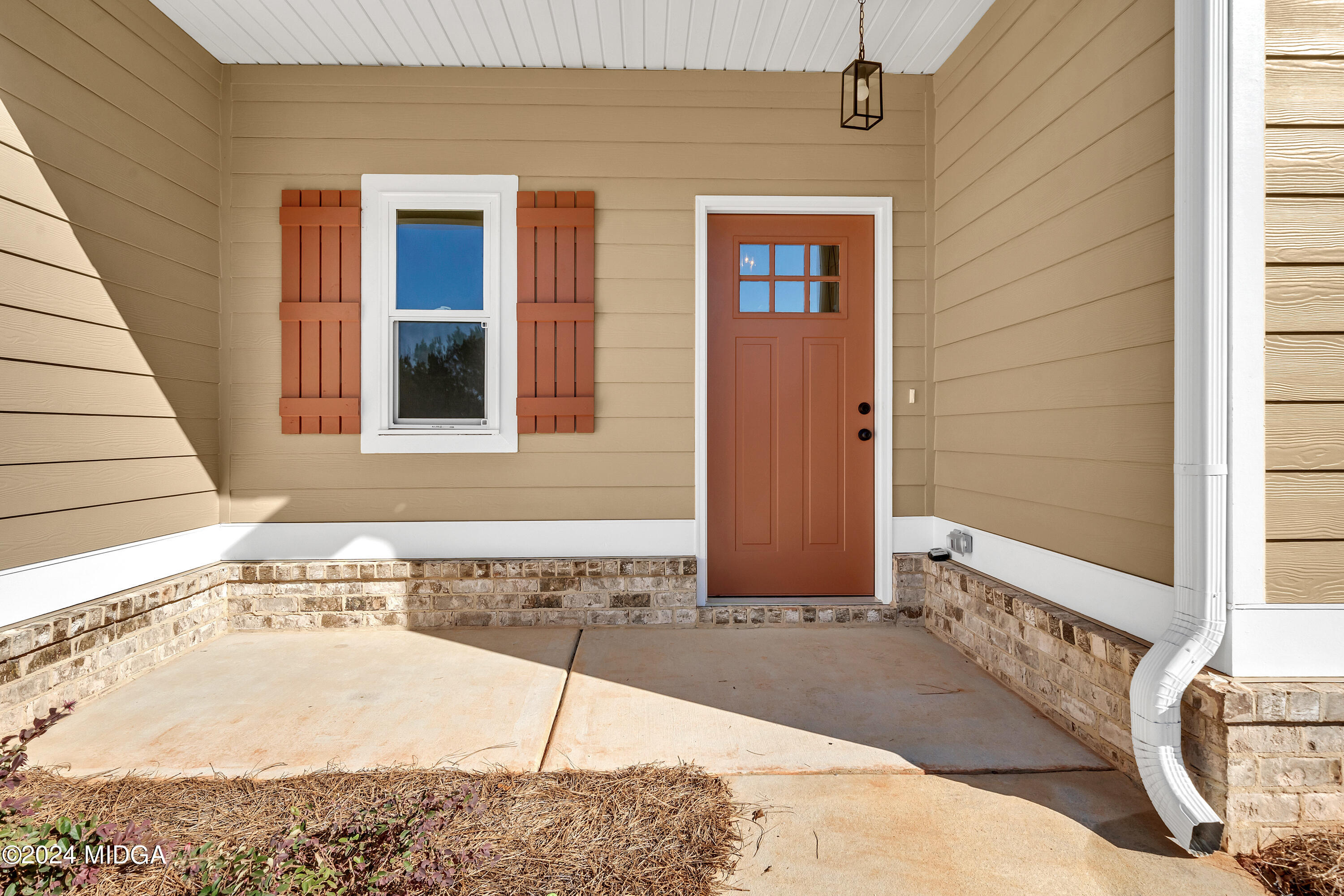 417 Lakeview Place