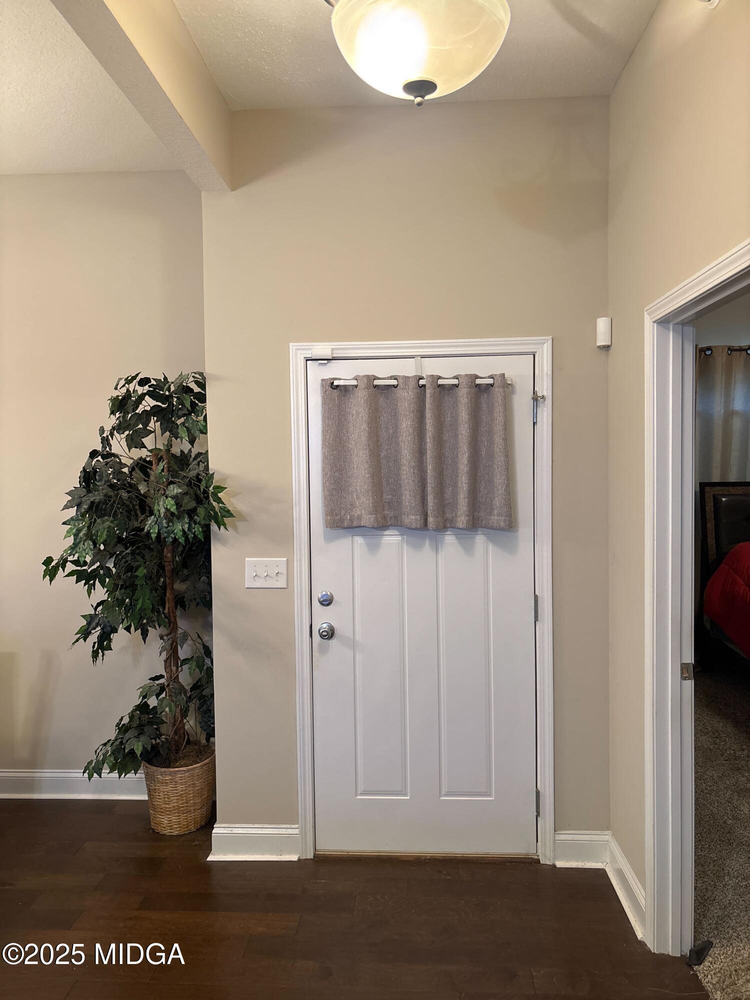 117 Hawks Ridge Trce