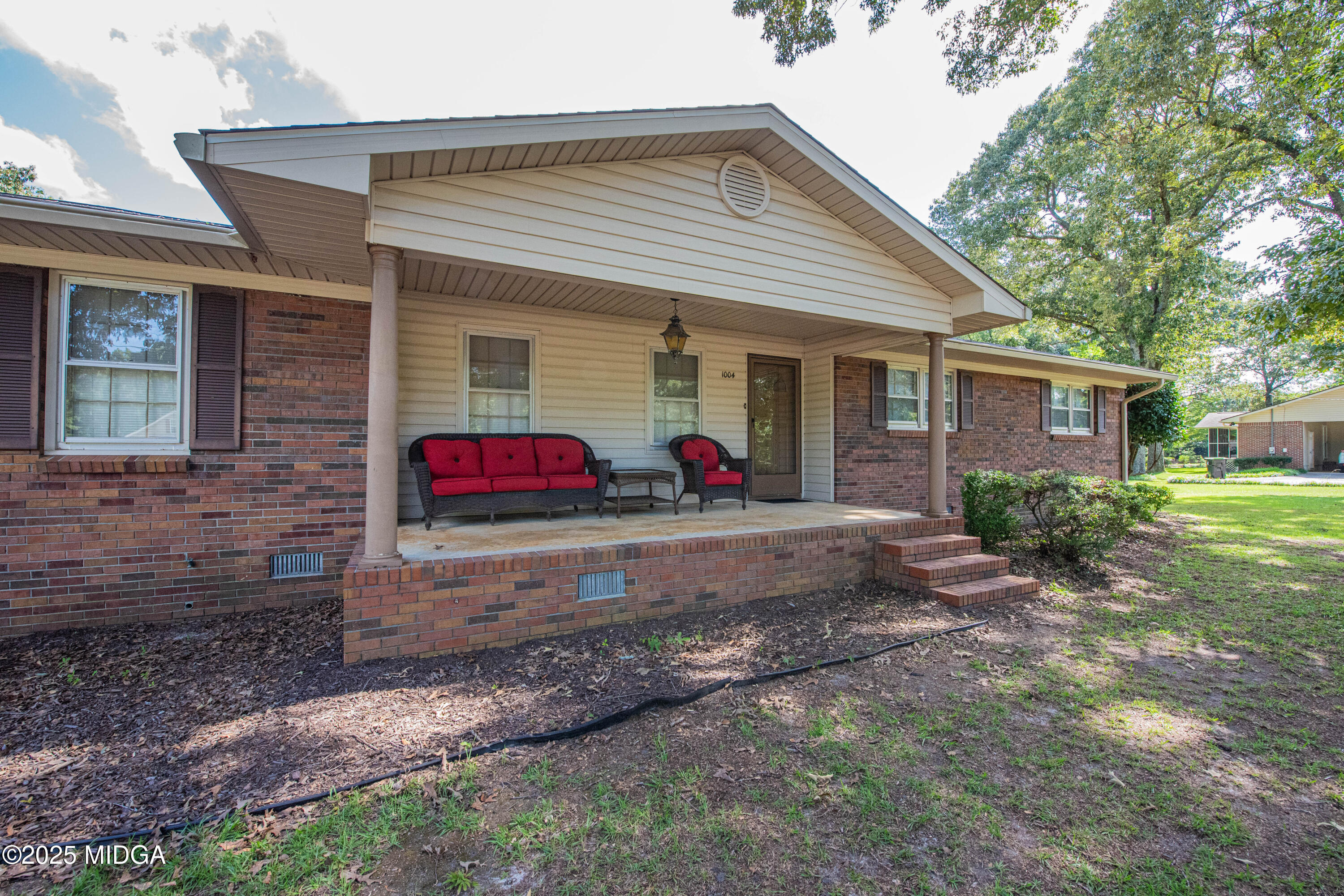 1004 Oak Ridge Drive