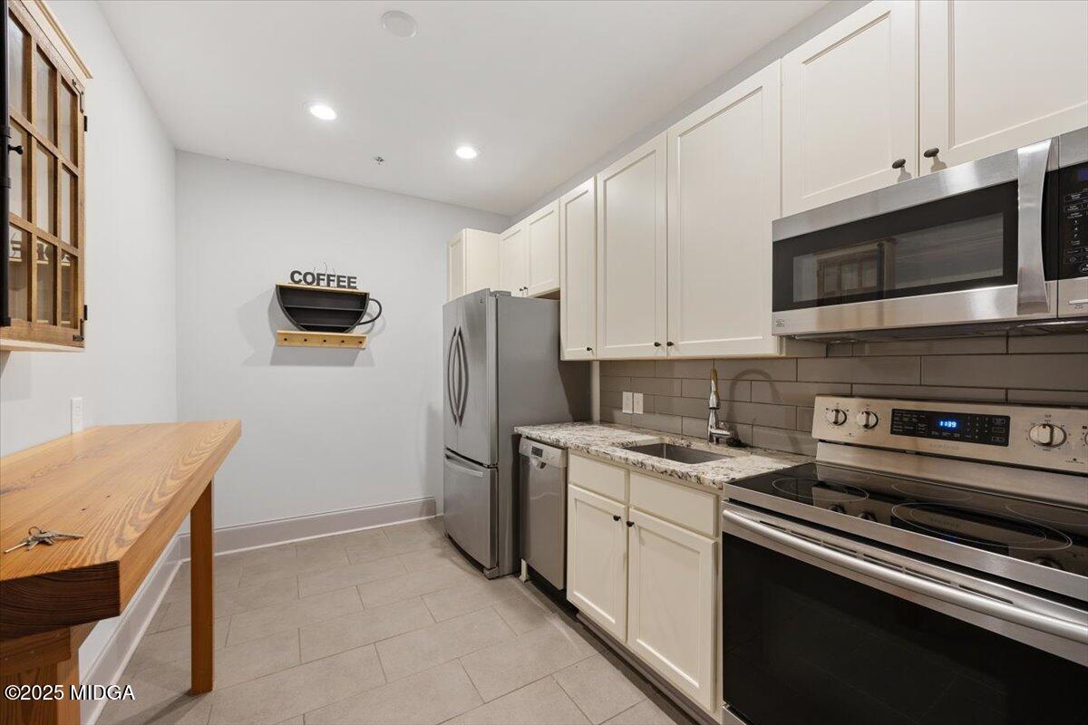 522 Cherry Street 102