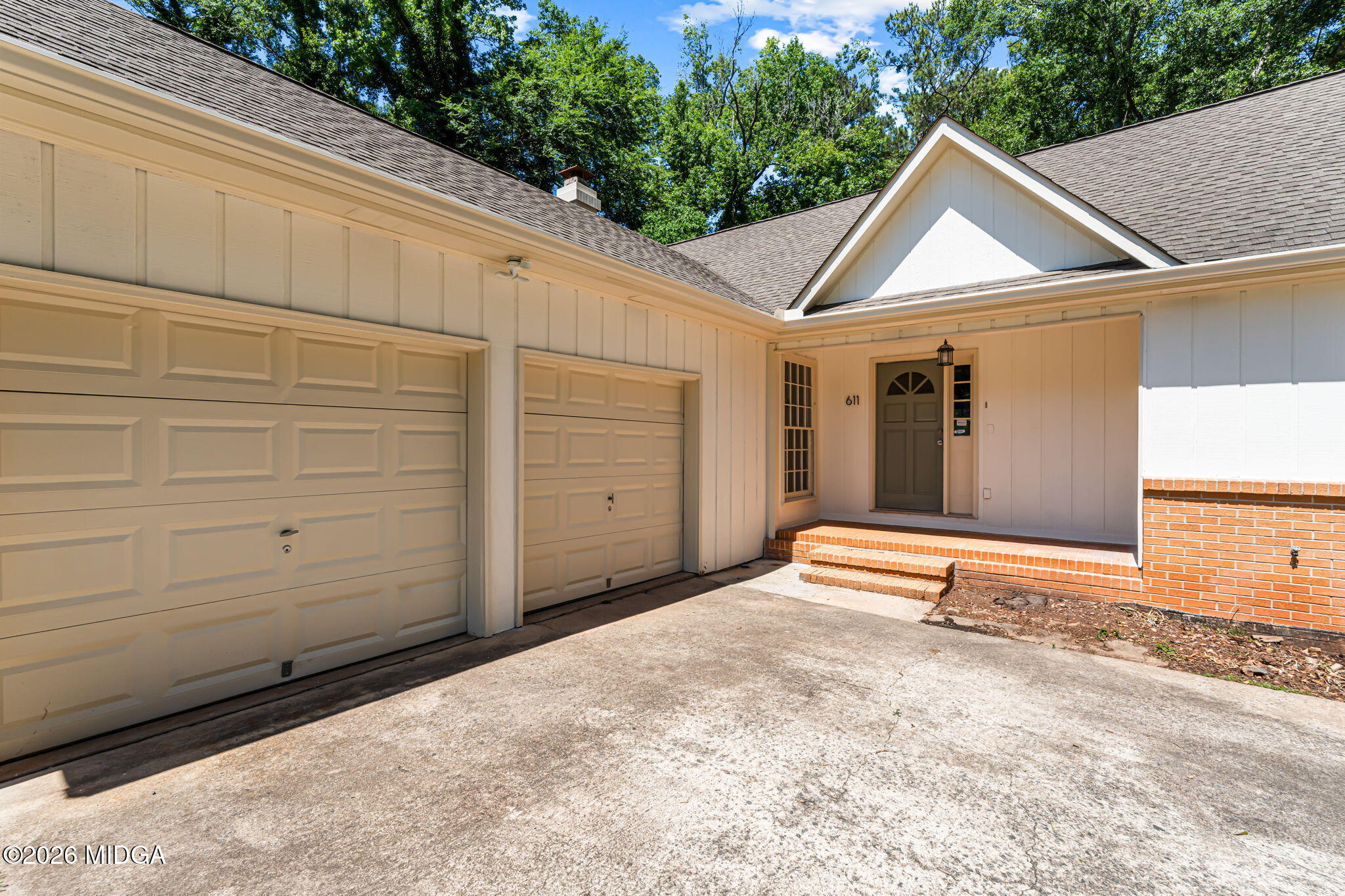 611 Fairmont Drive