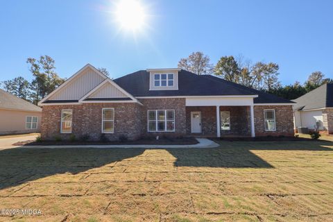 404 Collins Estate Avenue Centerville GA 31028