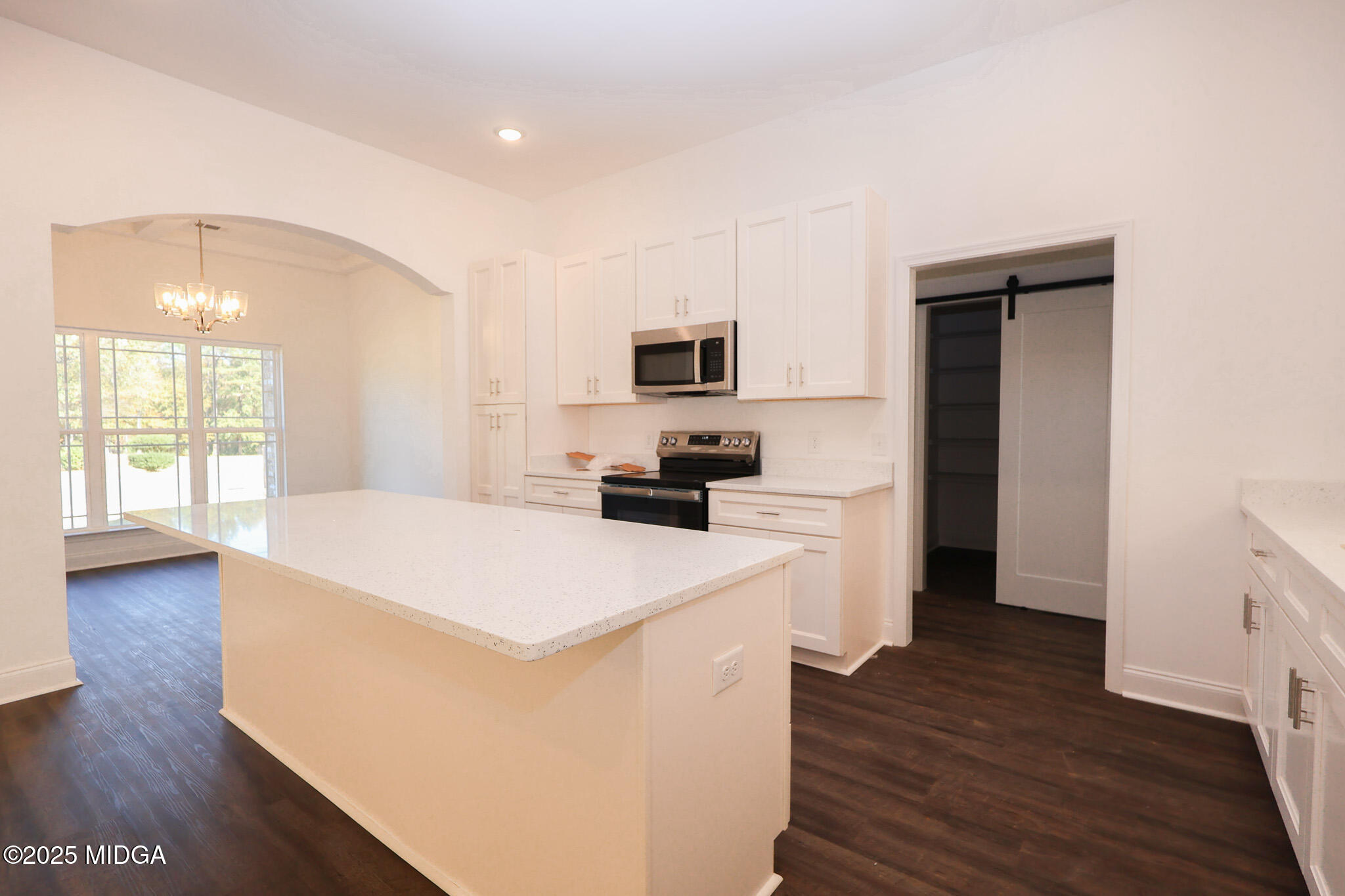 404 Collins Estate Avenue