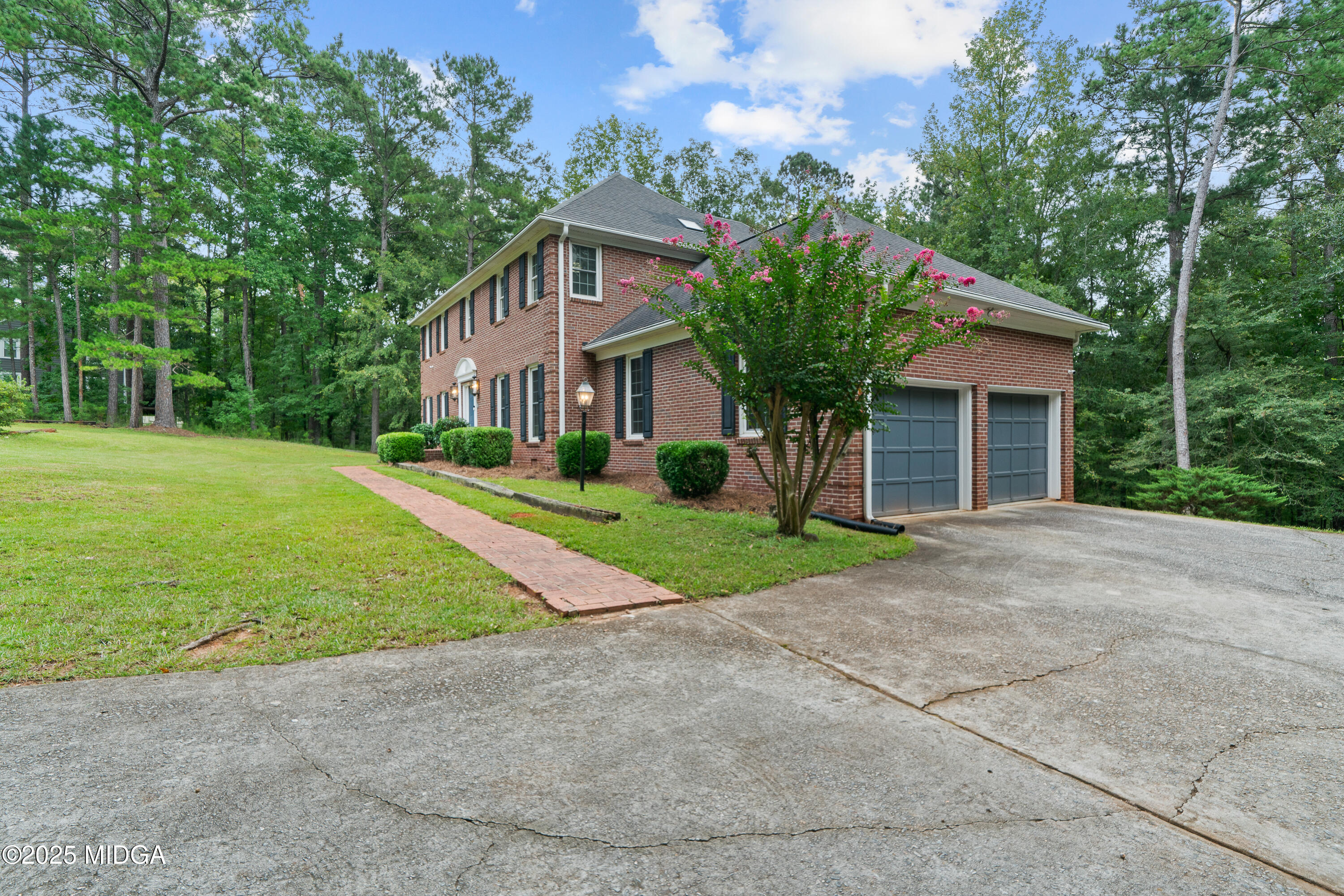 139 River Knoll