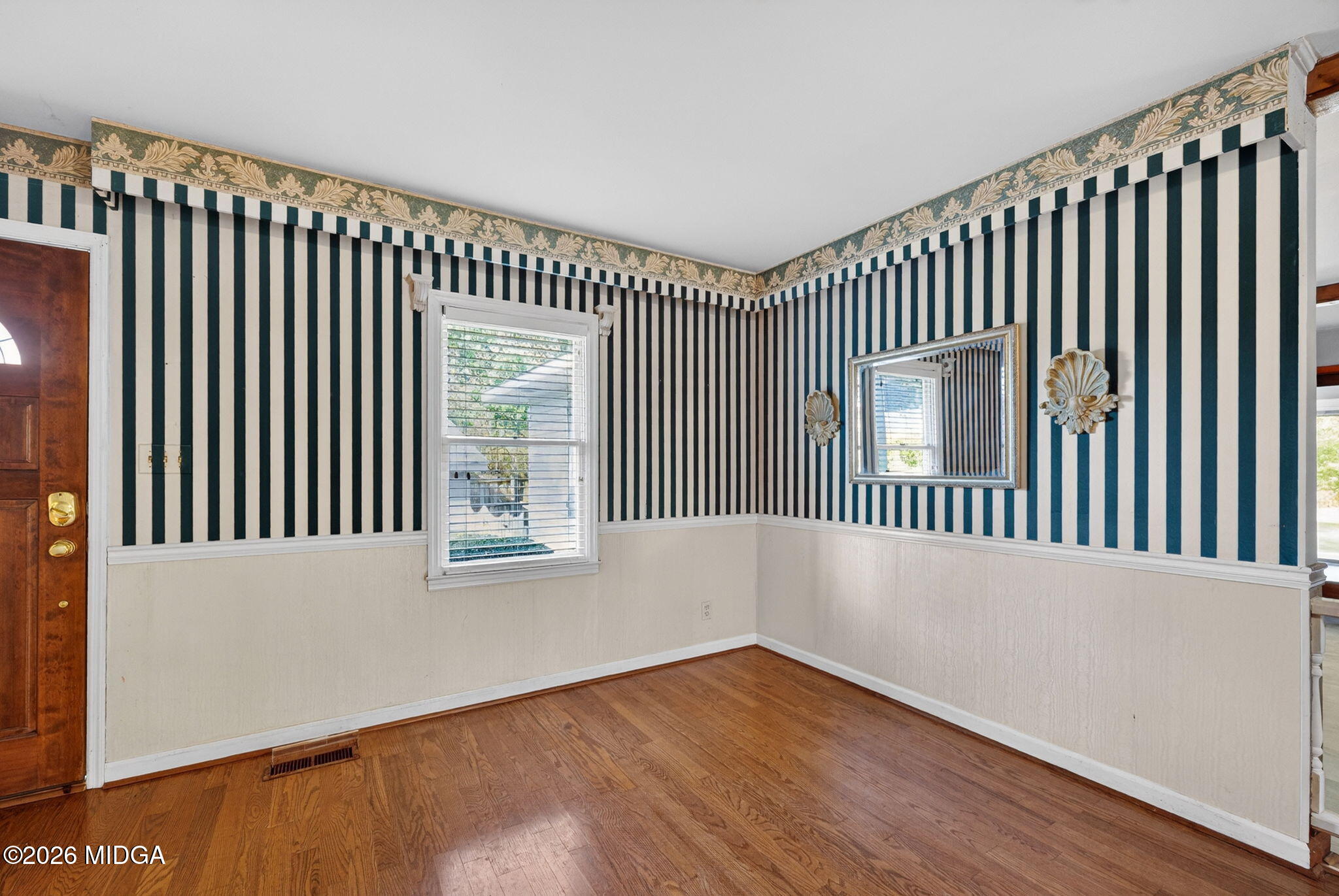 155 W Johnston Street