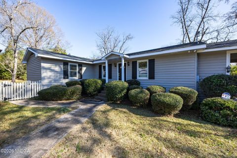 155 W Johnston Street Forsyth GA 31029