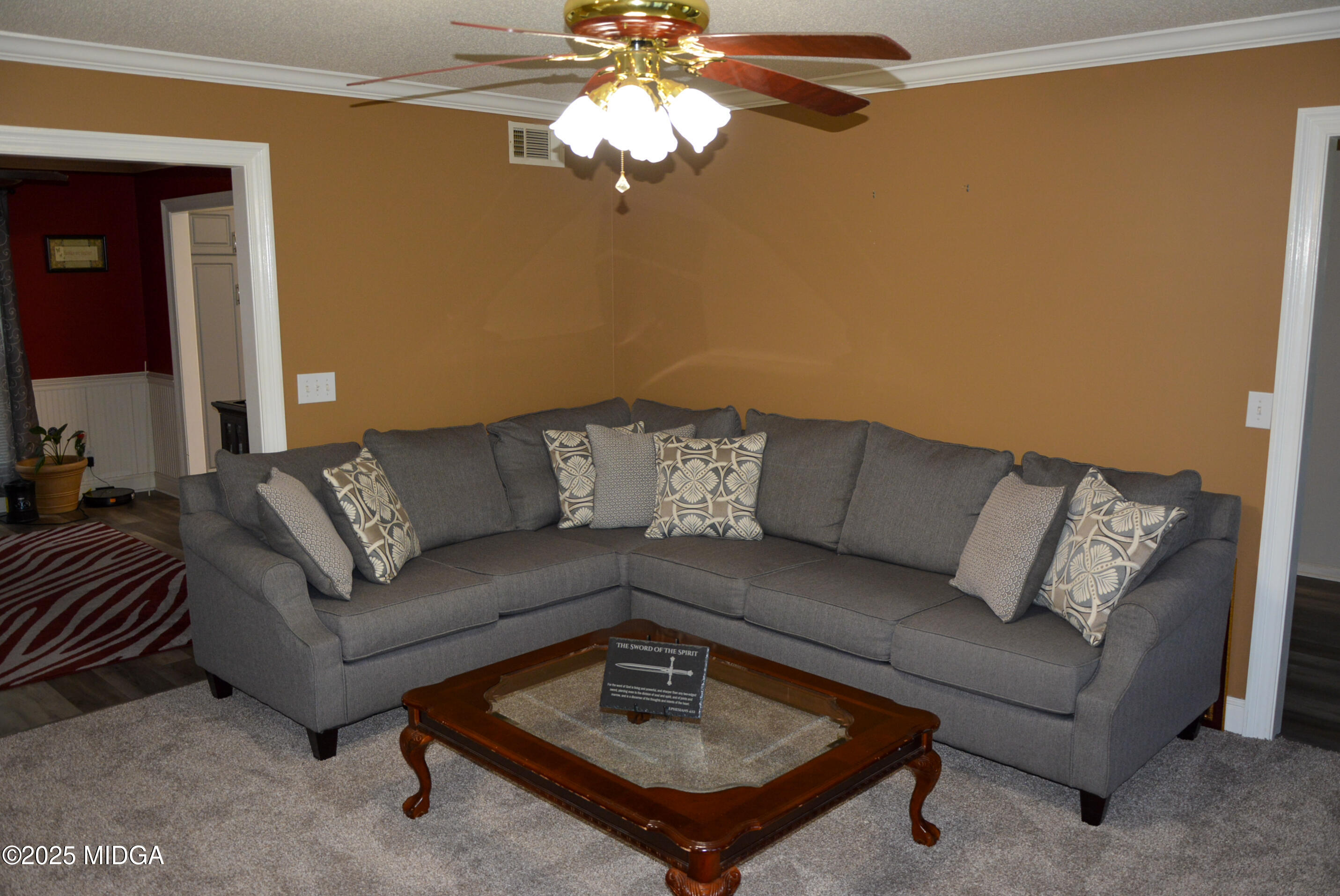 202 Willow Oak Way