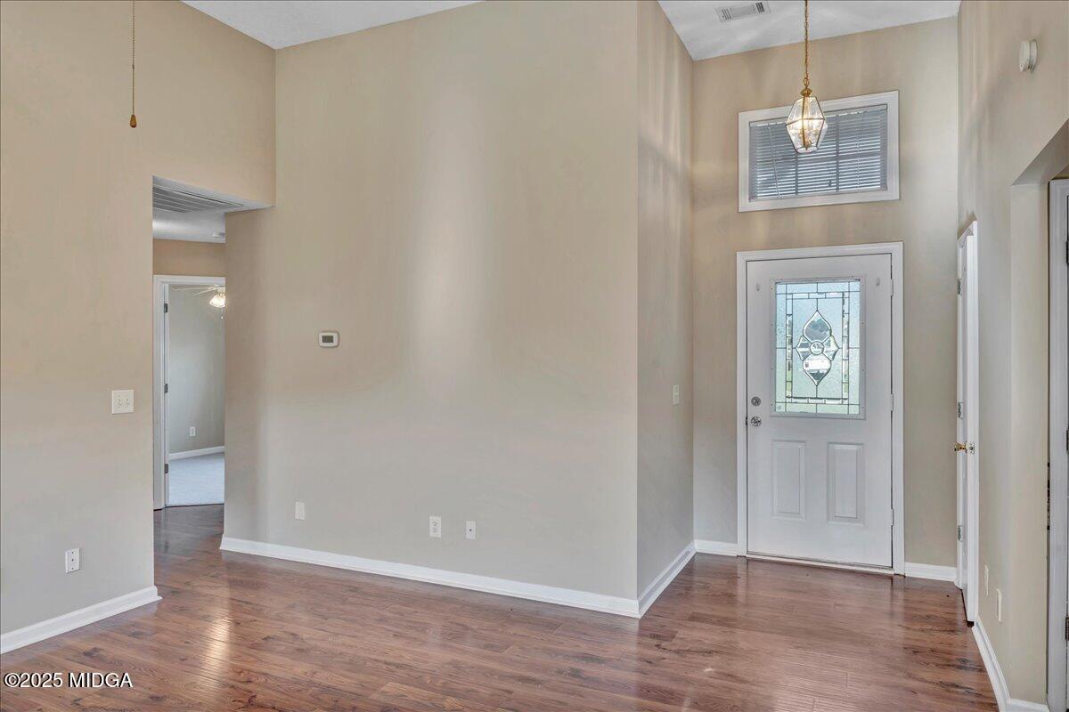 304 Carver Court