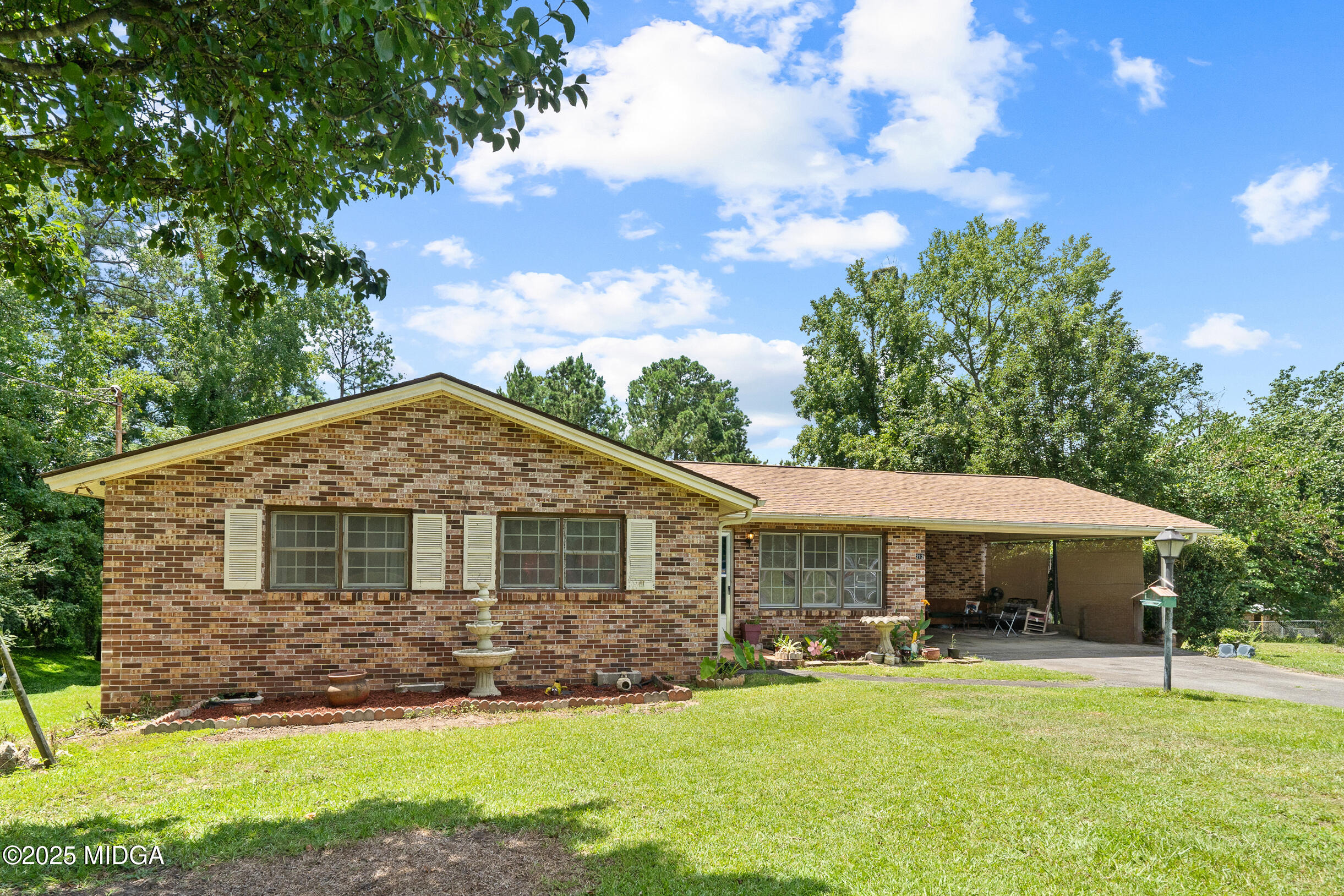 212 Walnut Ridge Drive
