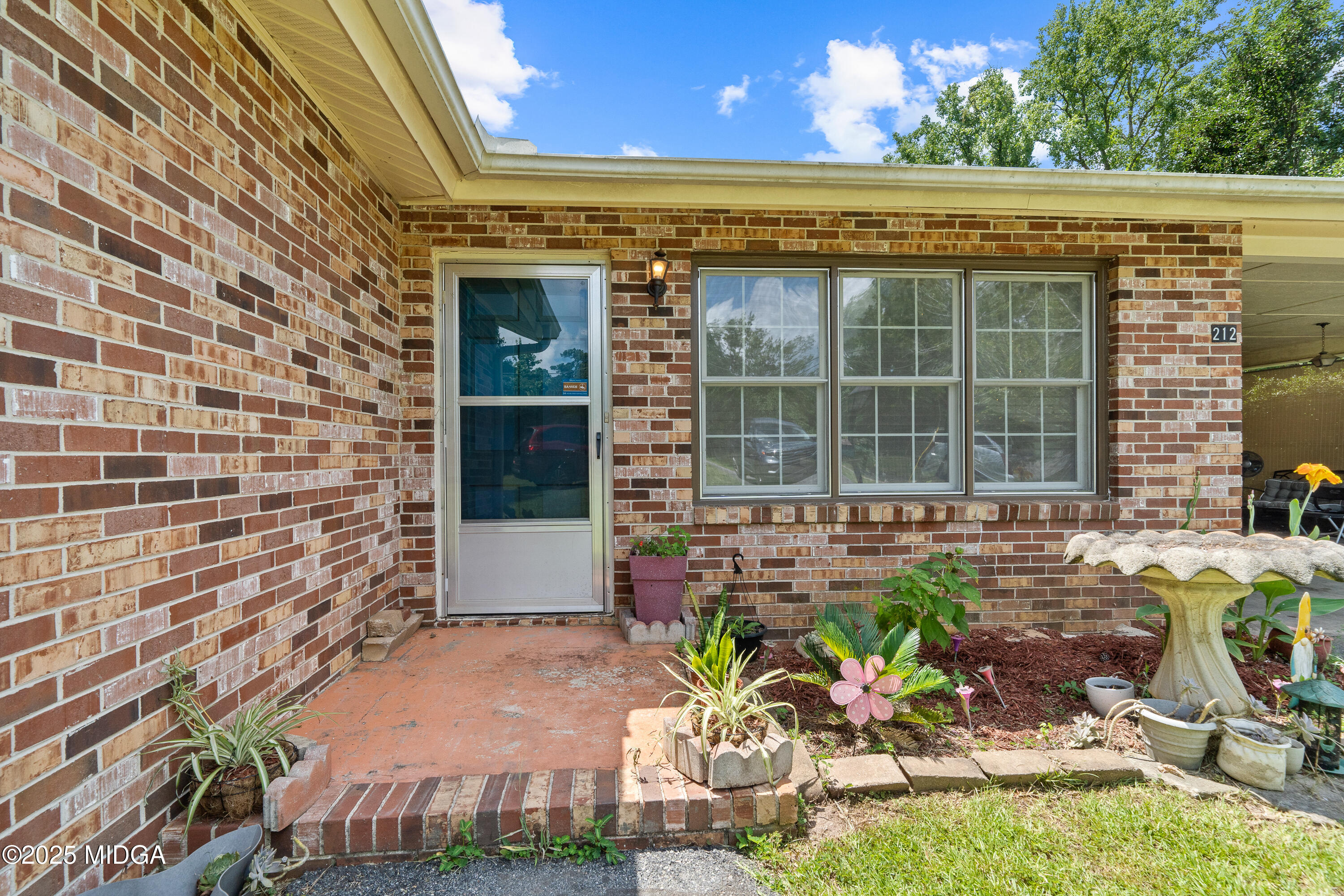 212 Walnut Ridge Drive