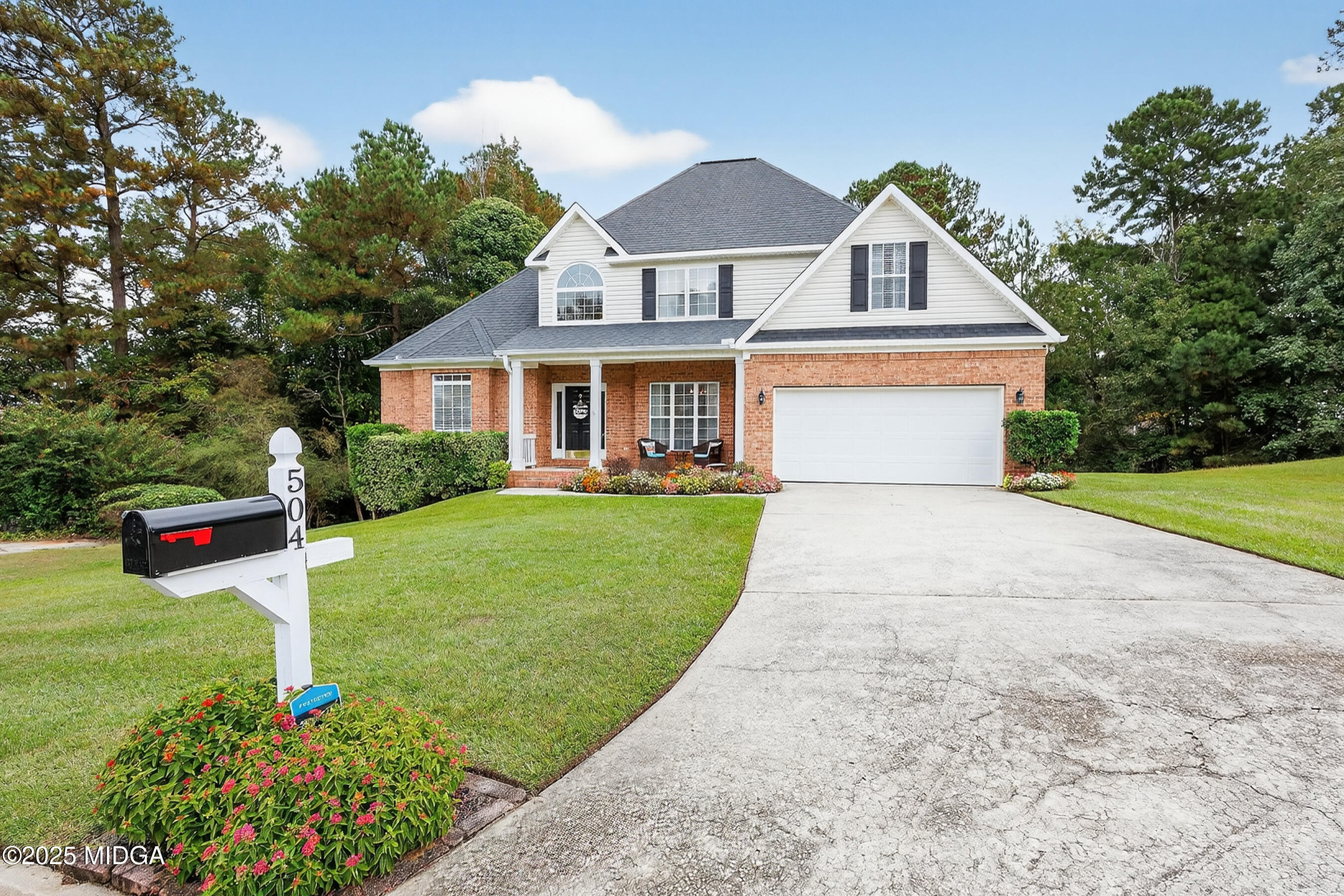 504 Edgefield Way