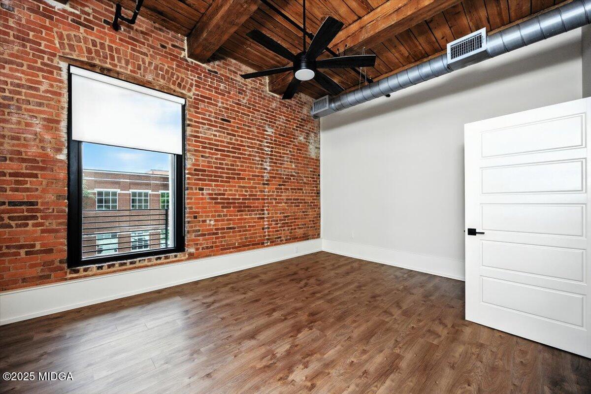 598 3Rd Street 2200