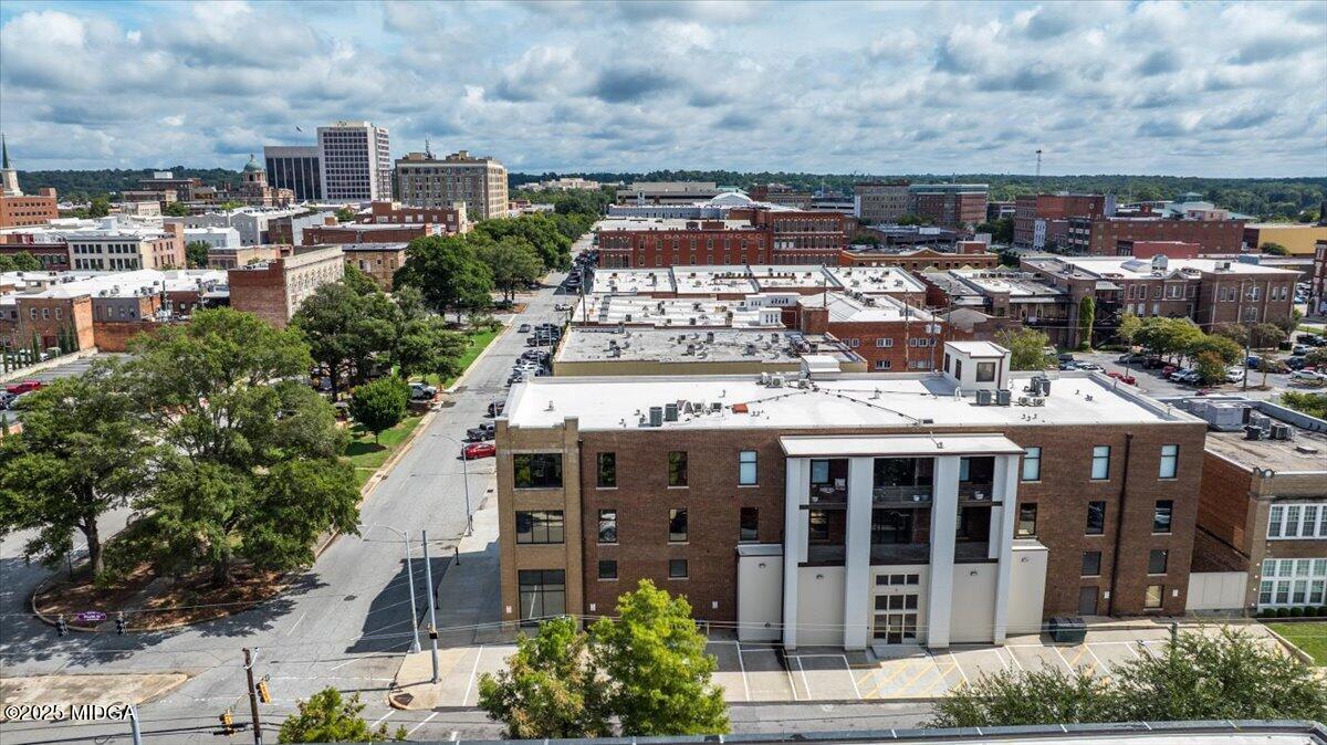 598 3Rd Street 2200