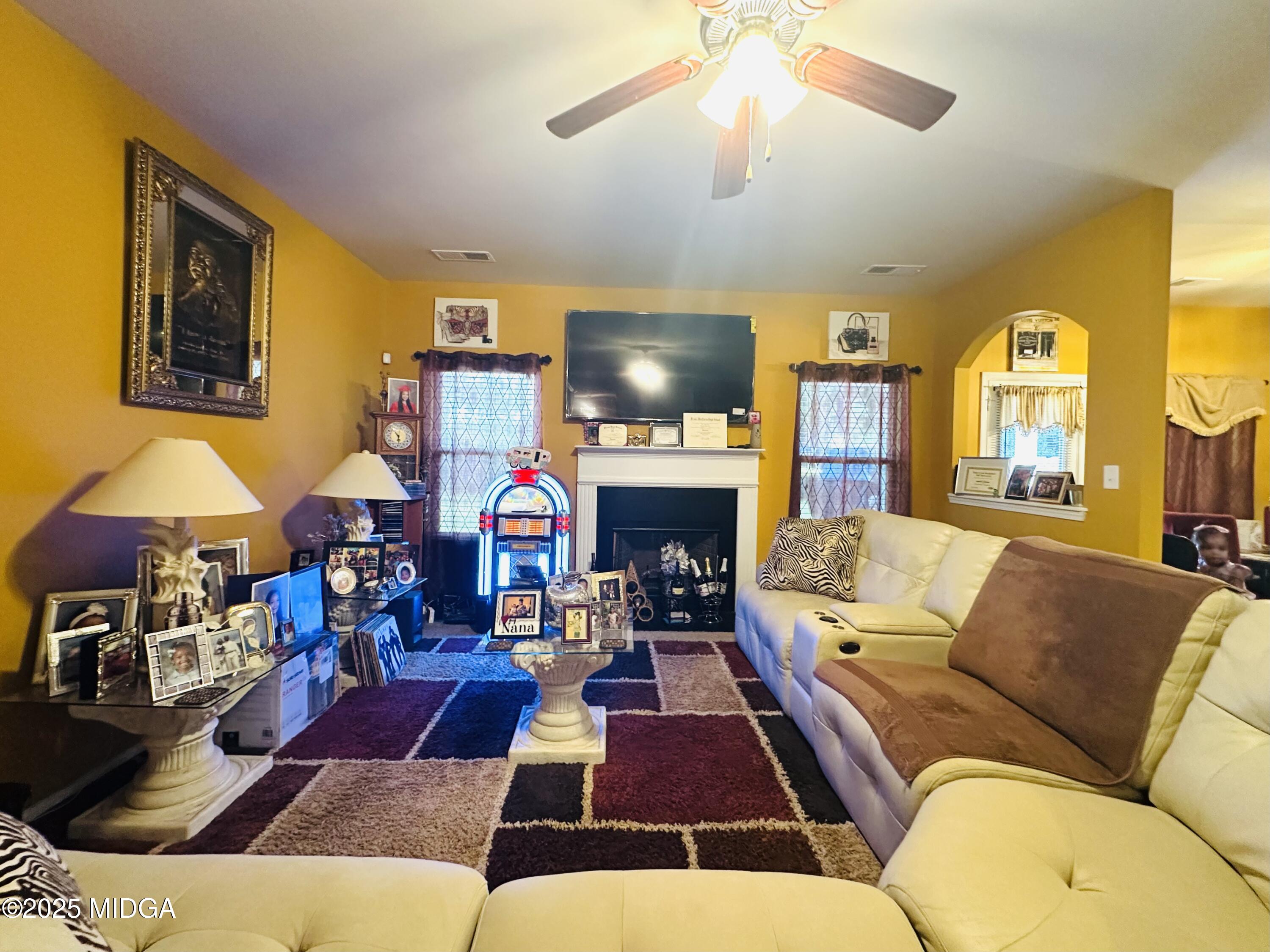 942 Amelia Drive