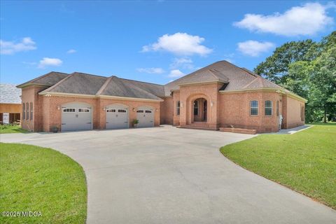 215 Little Hickory Drive Lizella GA 31052