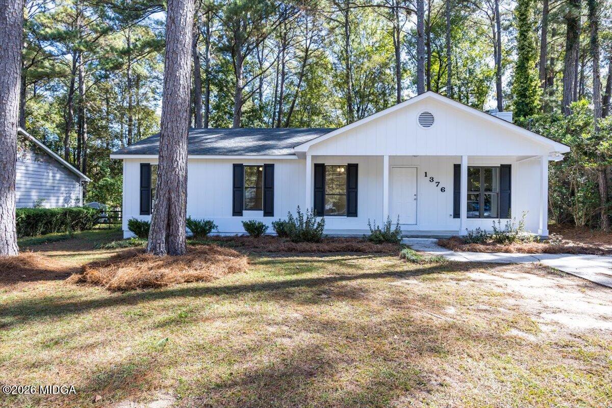 1376 Greentree Parkway