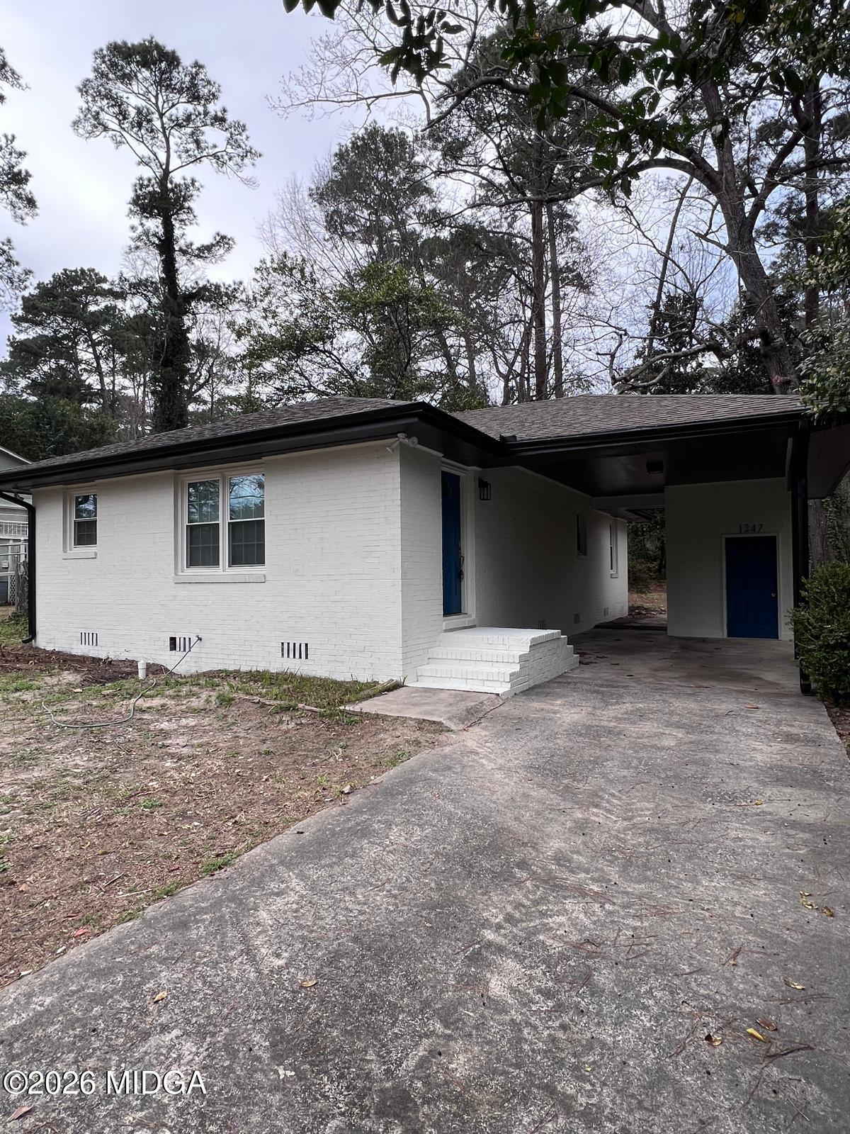 1247 Carlisle Avenue