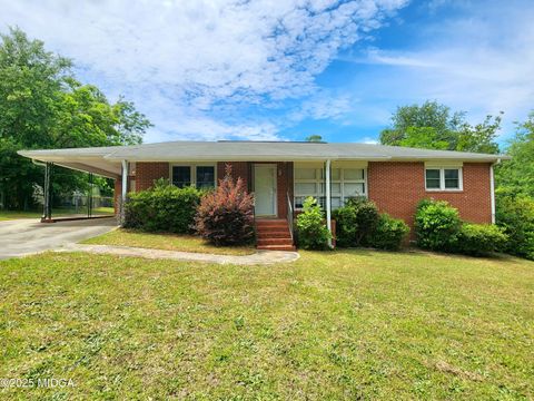 111 Oconee Street Warner Robins GA 31088