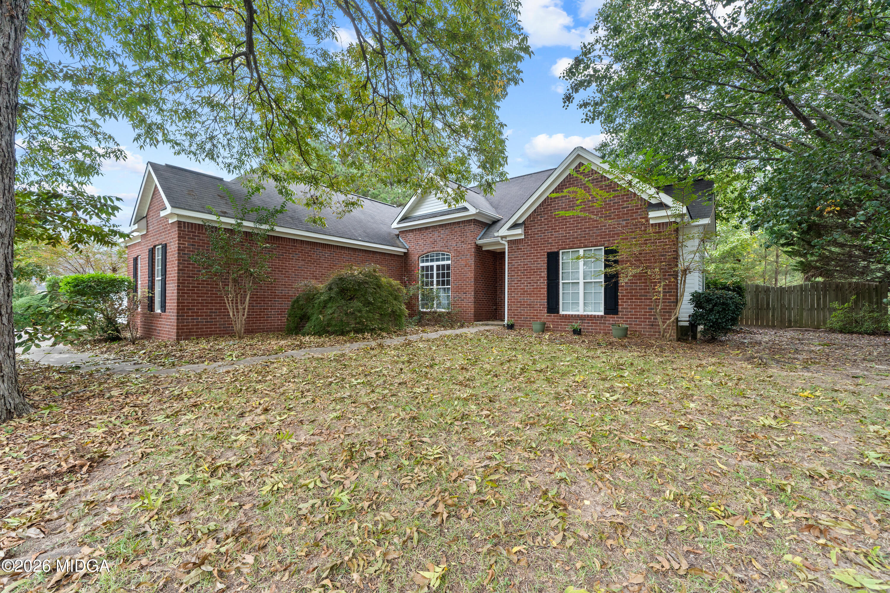 1119 Alma Drive