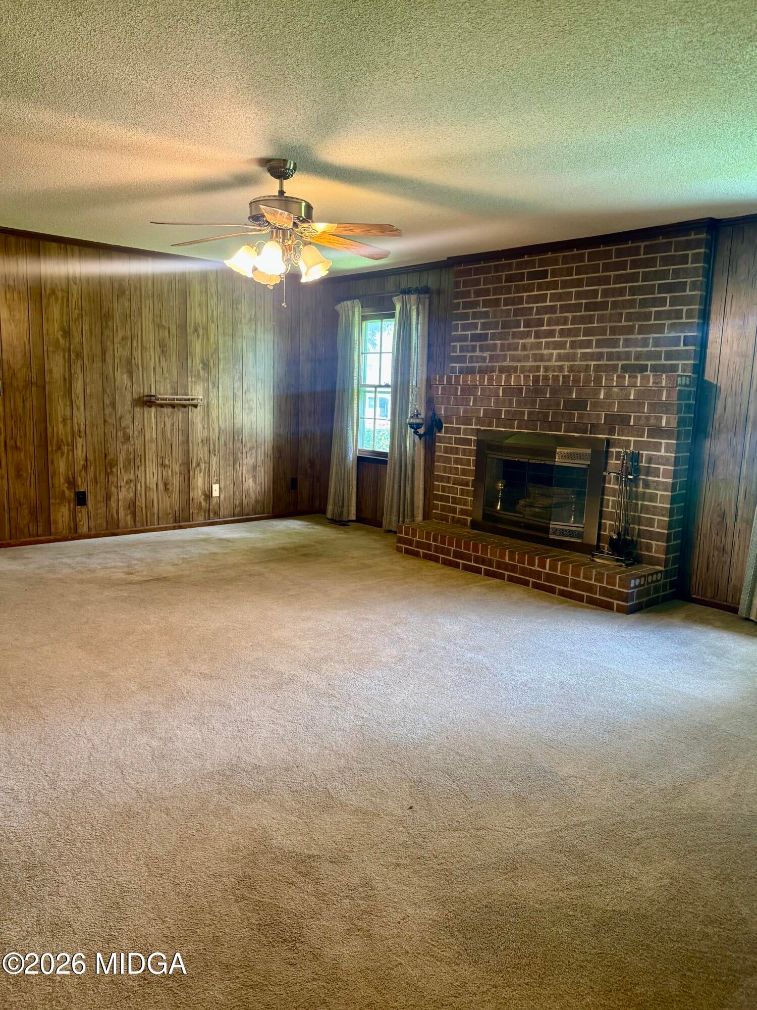 3349 Sandy Circle