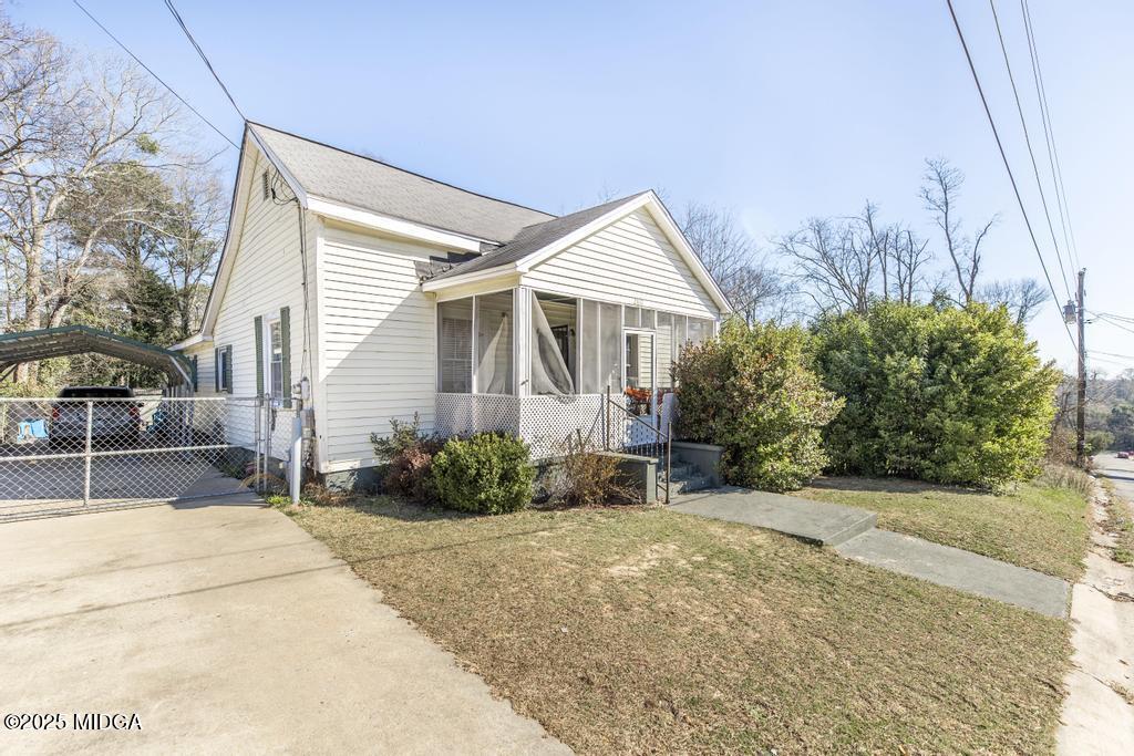 2137 Mutual Avenue