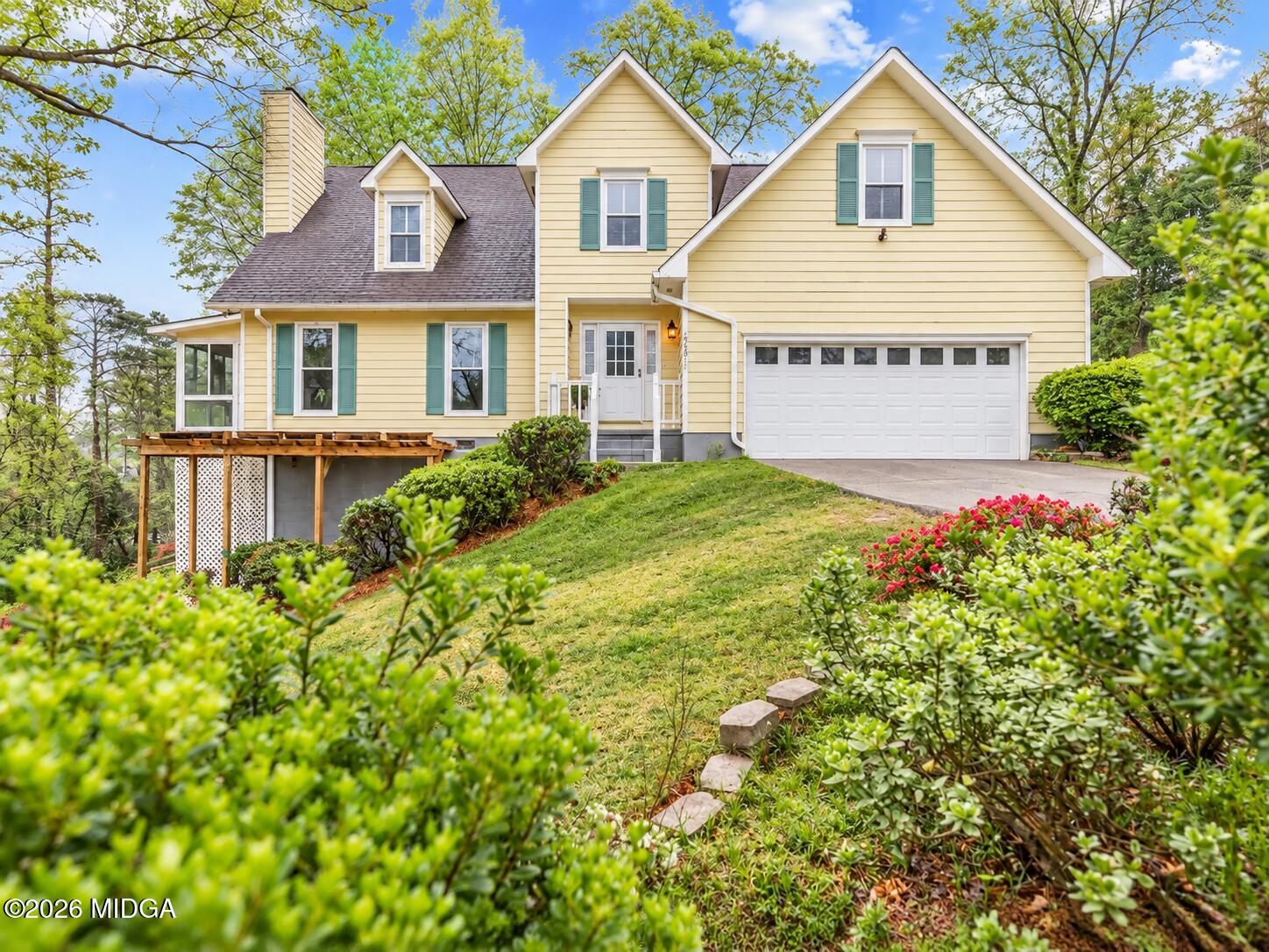 925 Captain Kell Drive