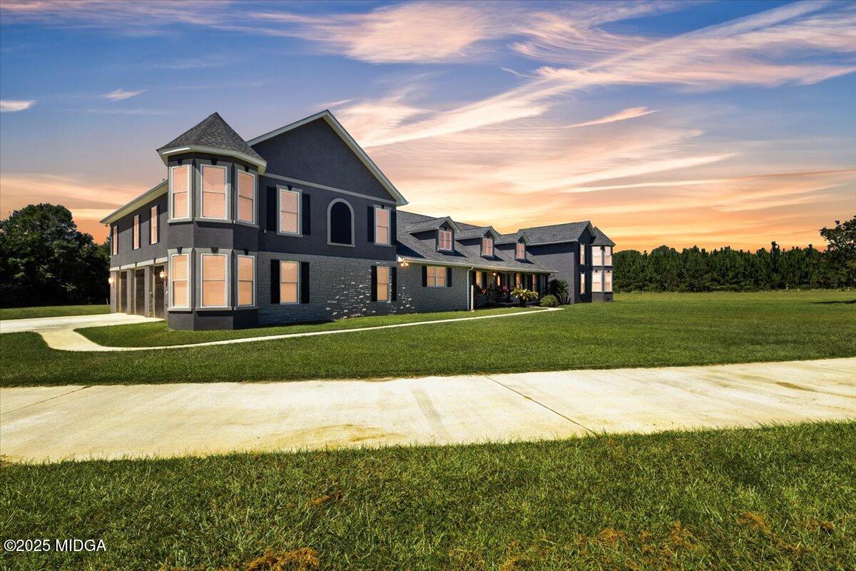 156 Orion Way