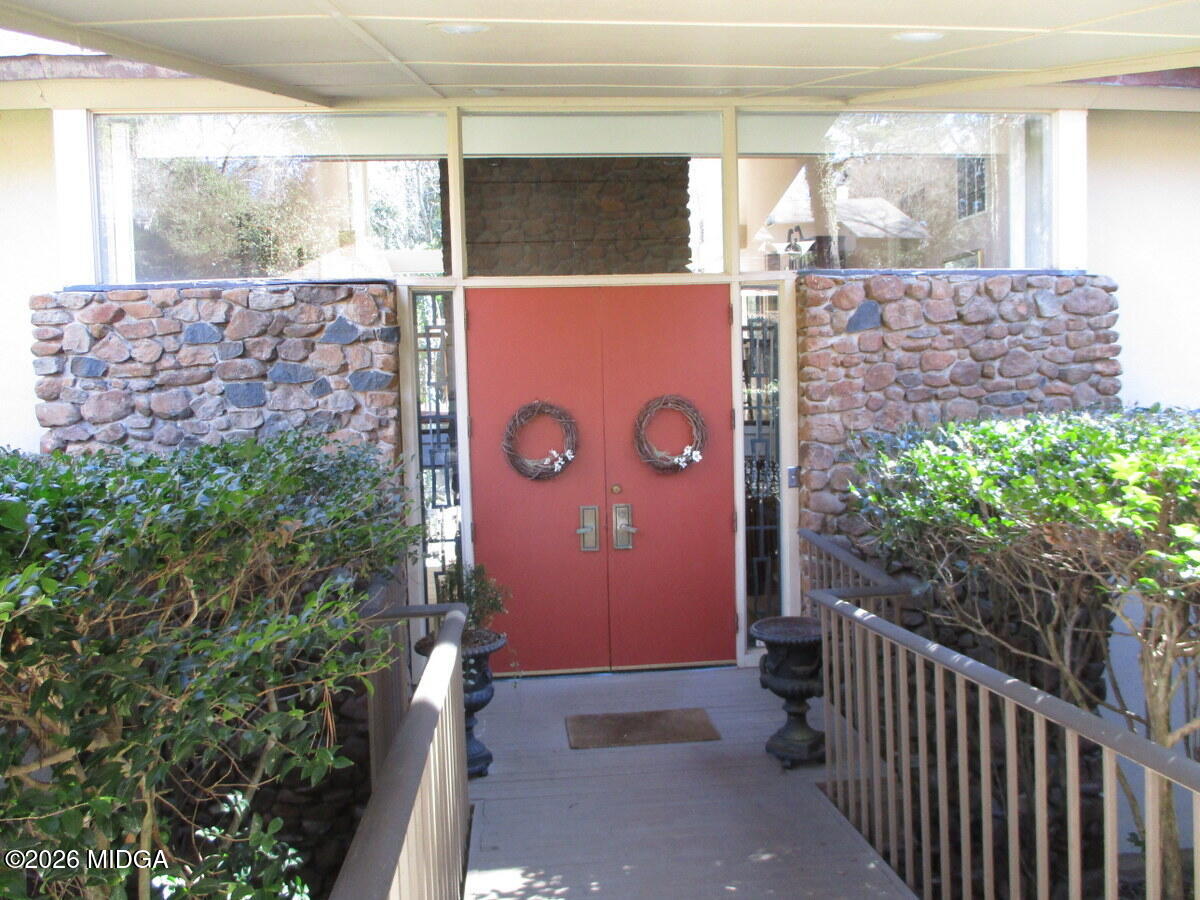 1121 S Jackson Springs Road