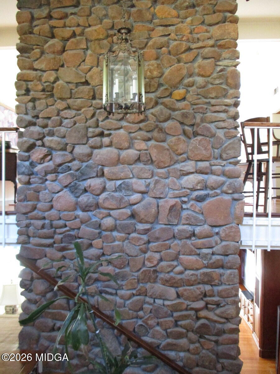 1121 S Jackson Springs Road
