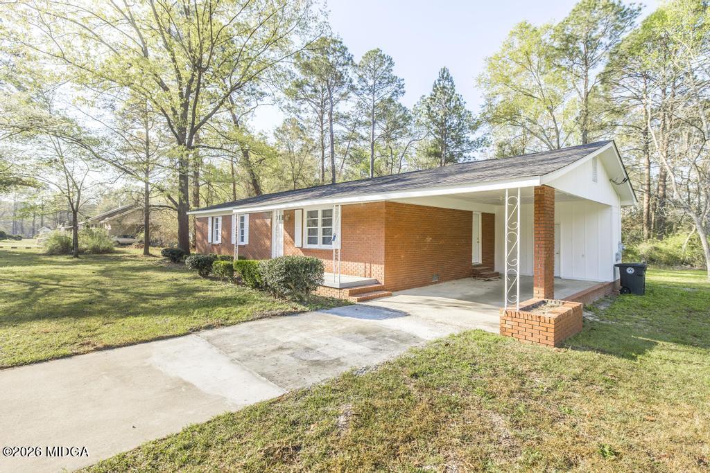 918 Henderson Street