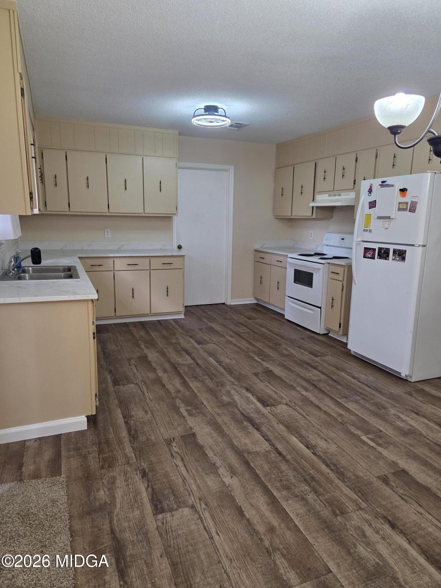 2412 Shea Drive Drive