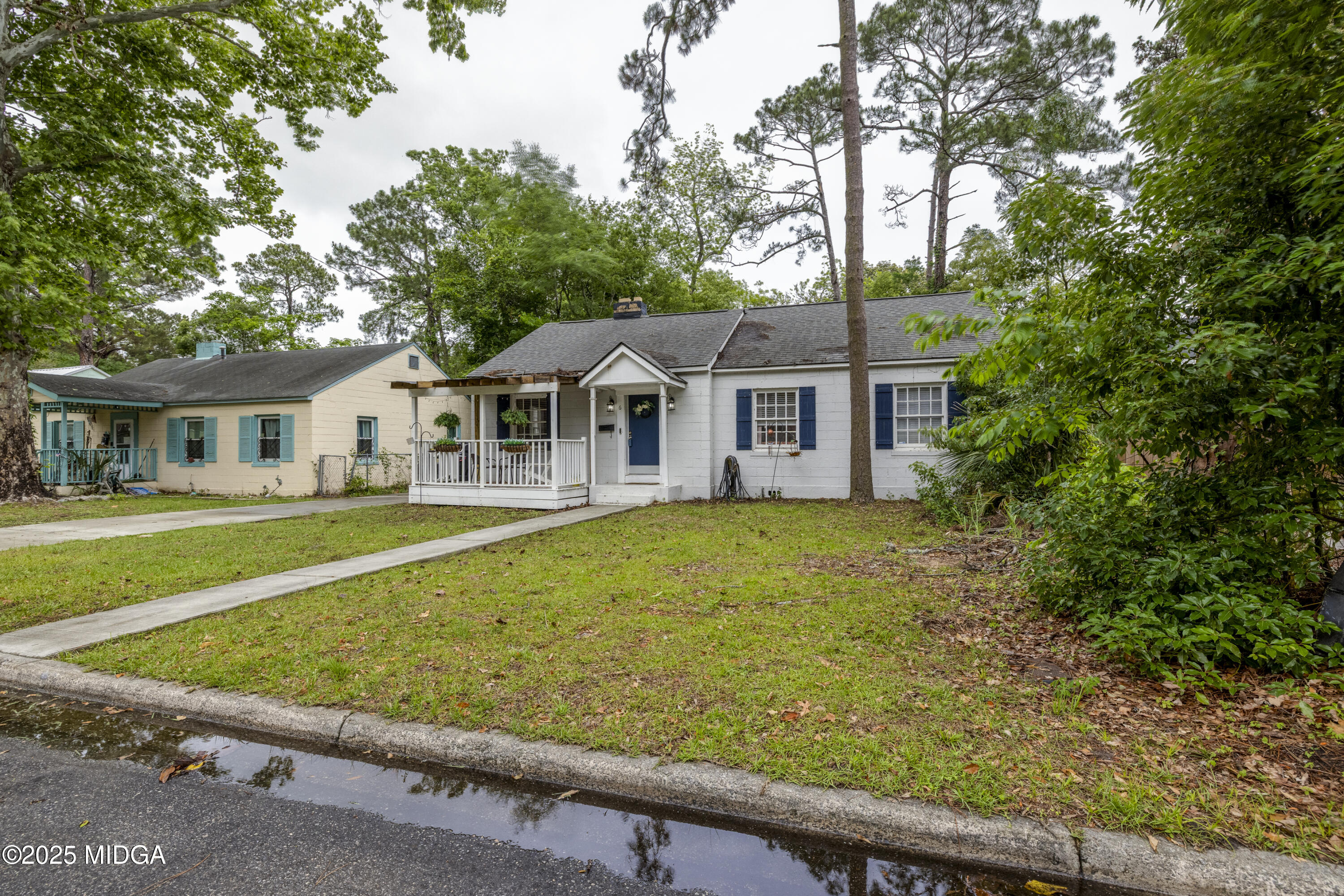 6 Oleander Avenue