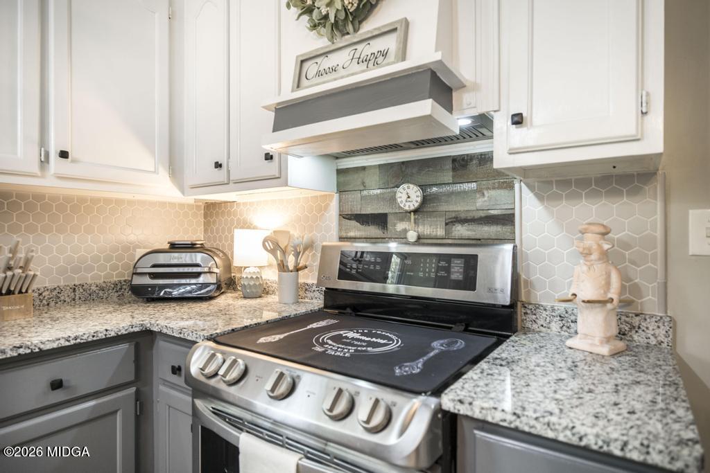 1565 Greentree Parkway