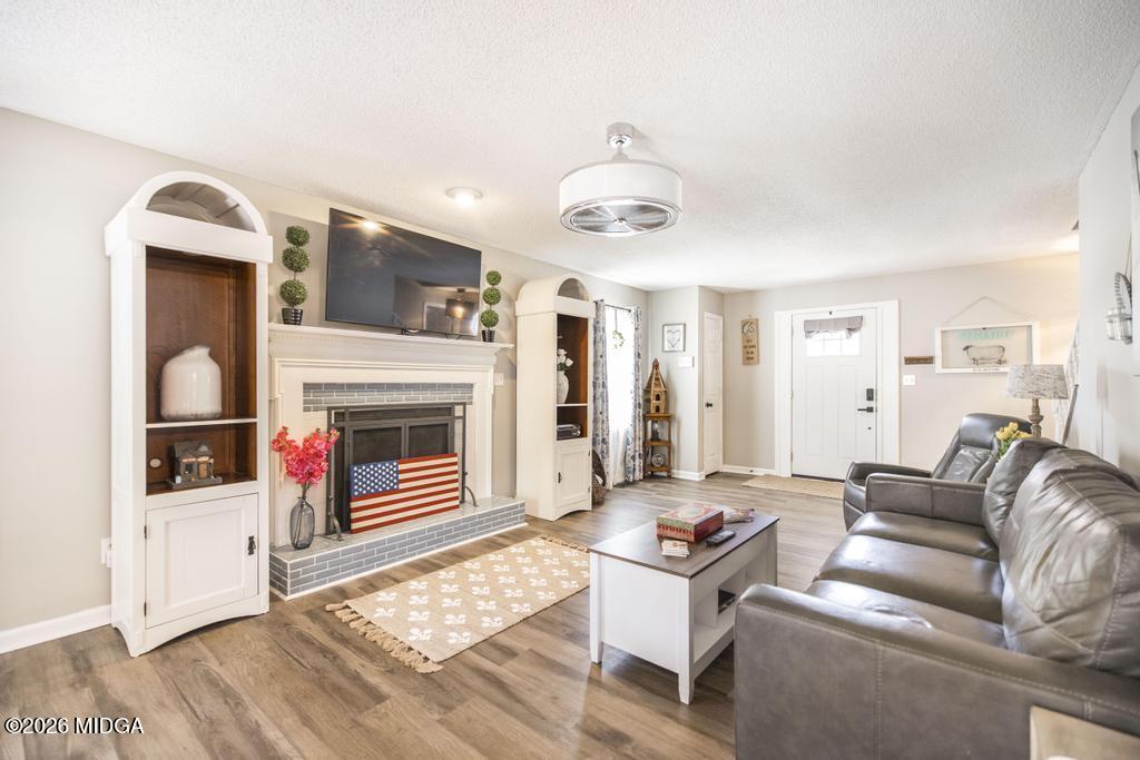 1565 Greentree Parkway