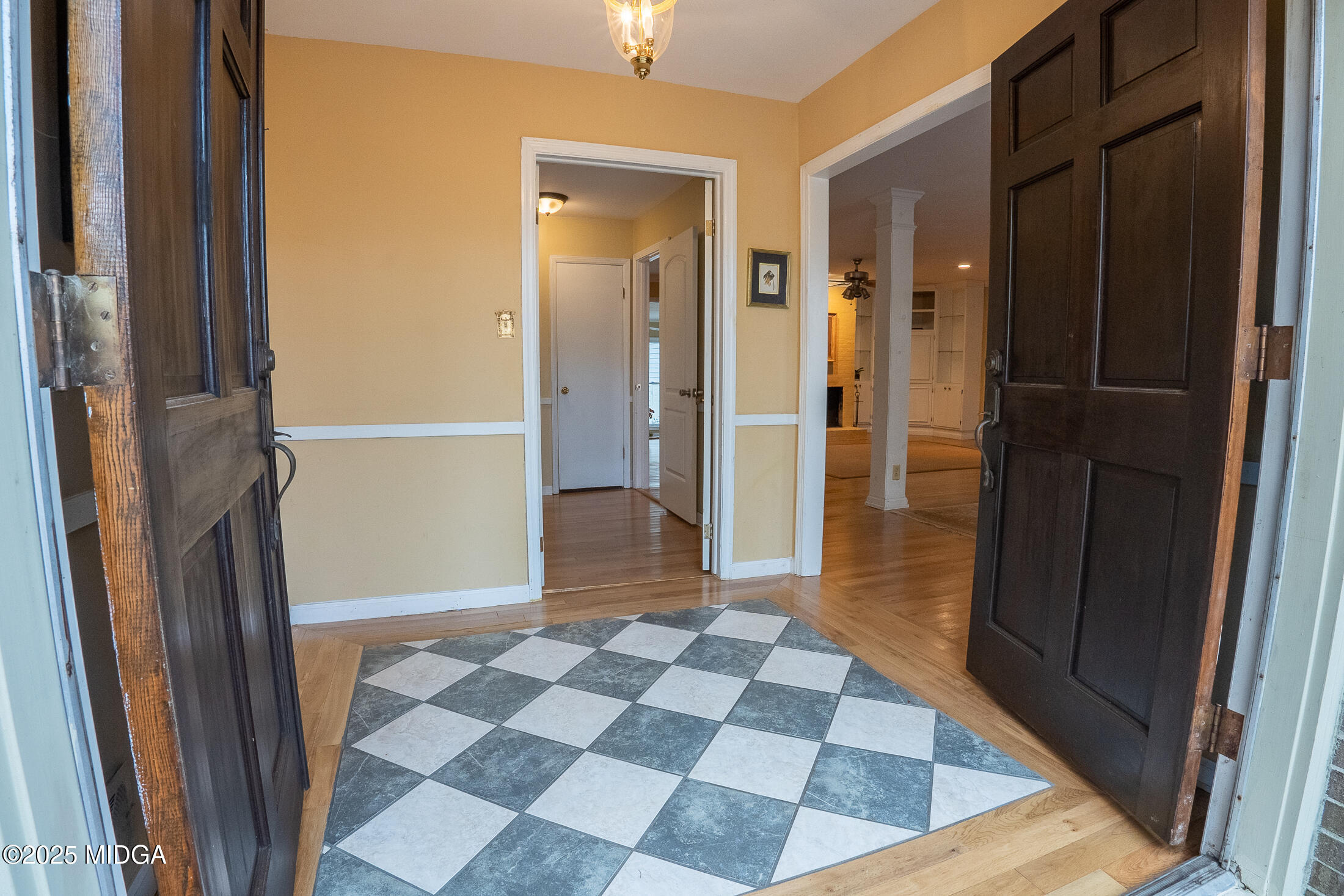 5104 Pine Ridge Drive