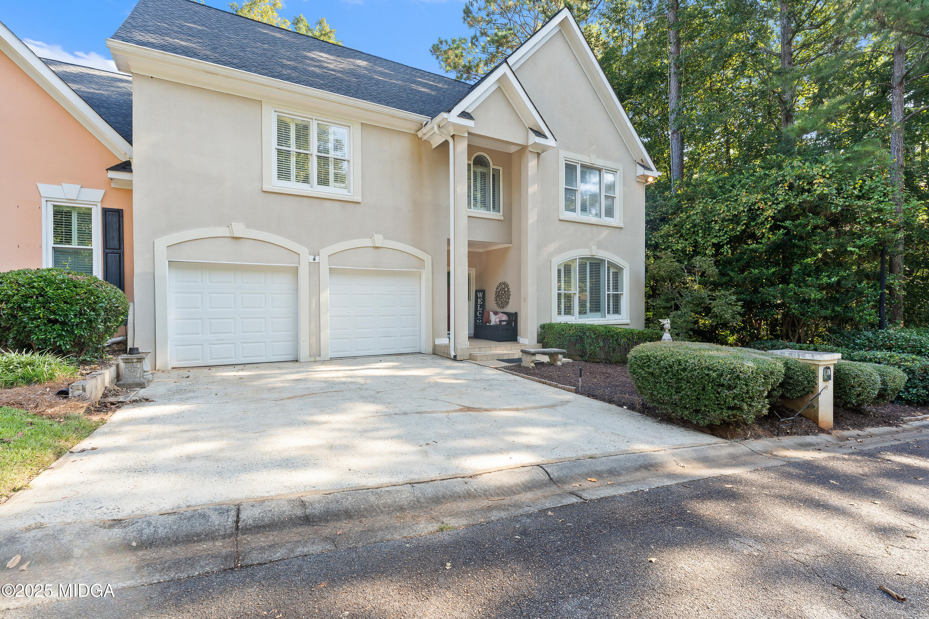 176 Hampton Way