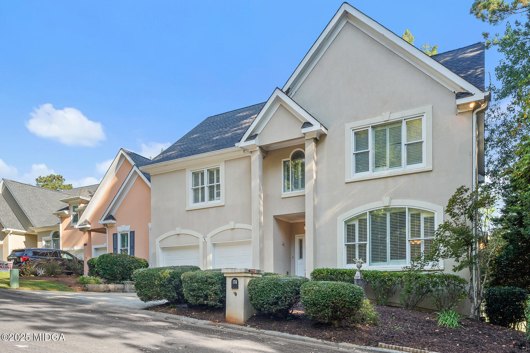 176 Hampton Way