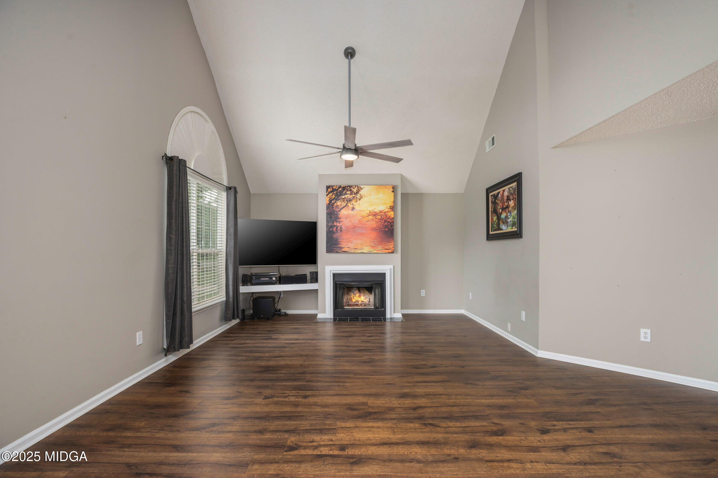 109 Country Cove