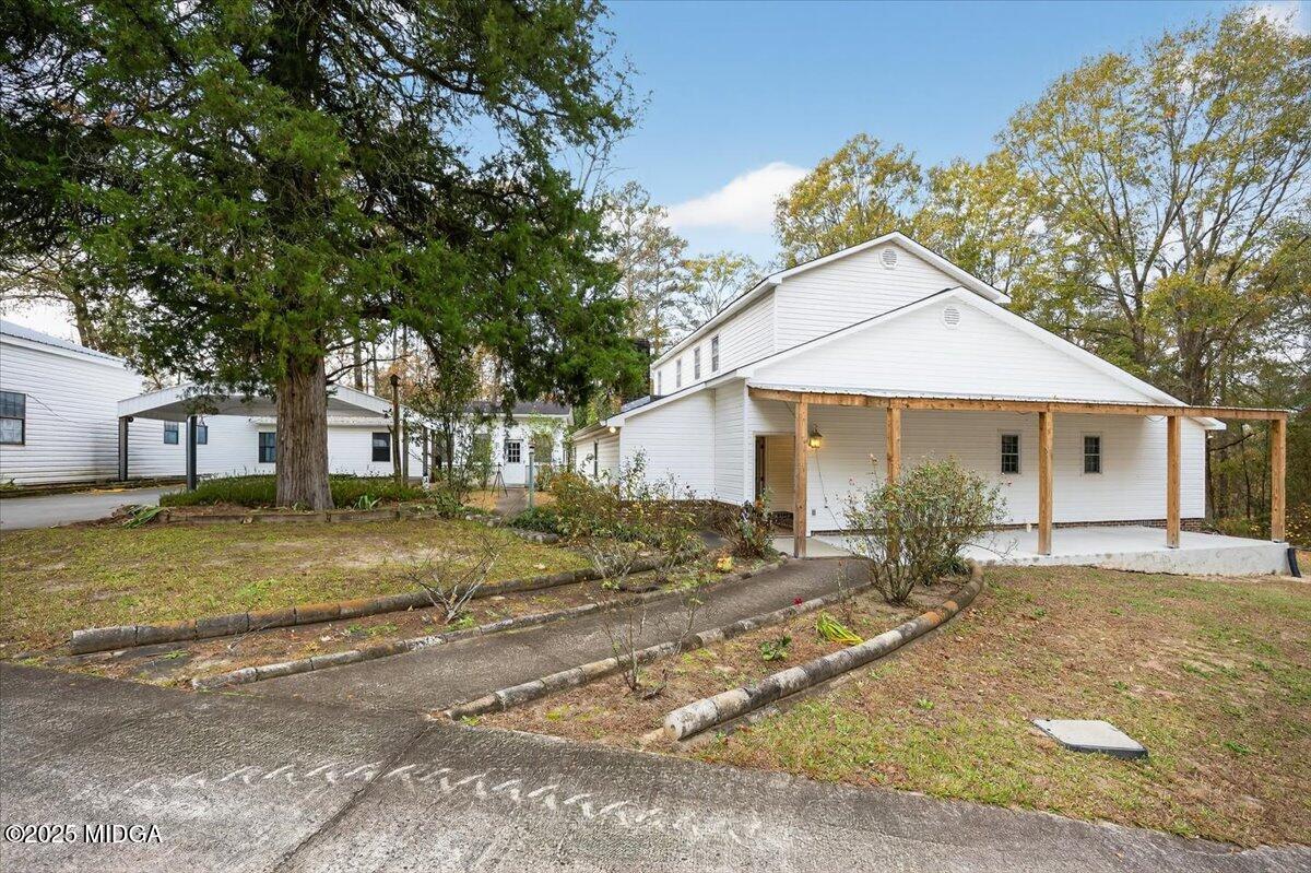 5682 Hartley Bridge Road