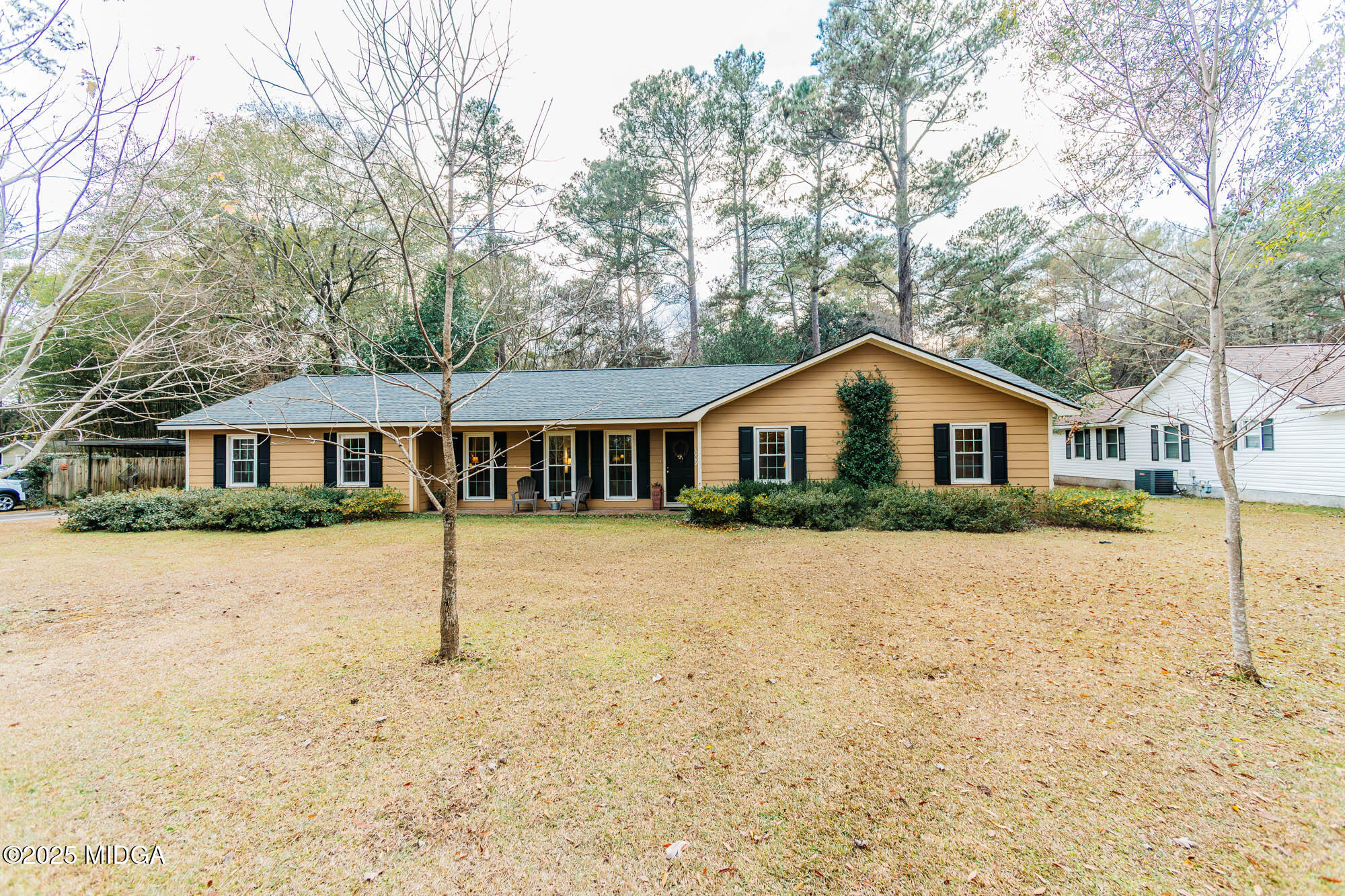 1009 N Davis Drive N