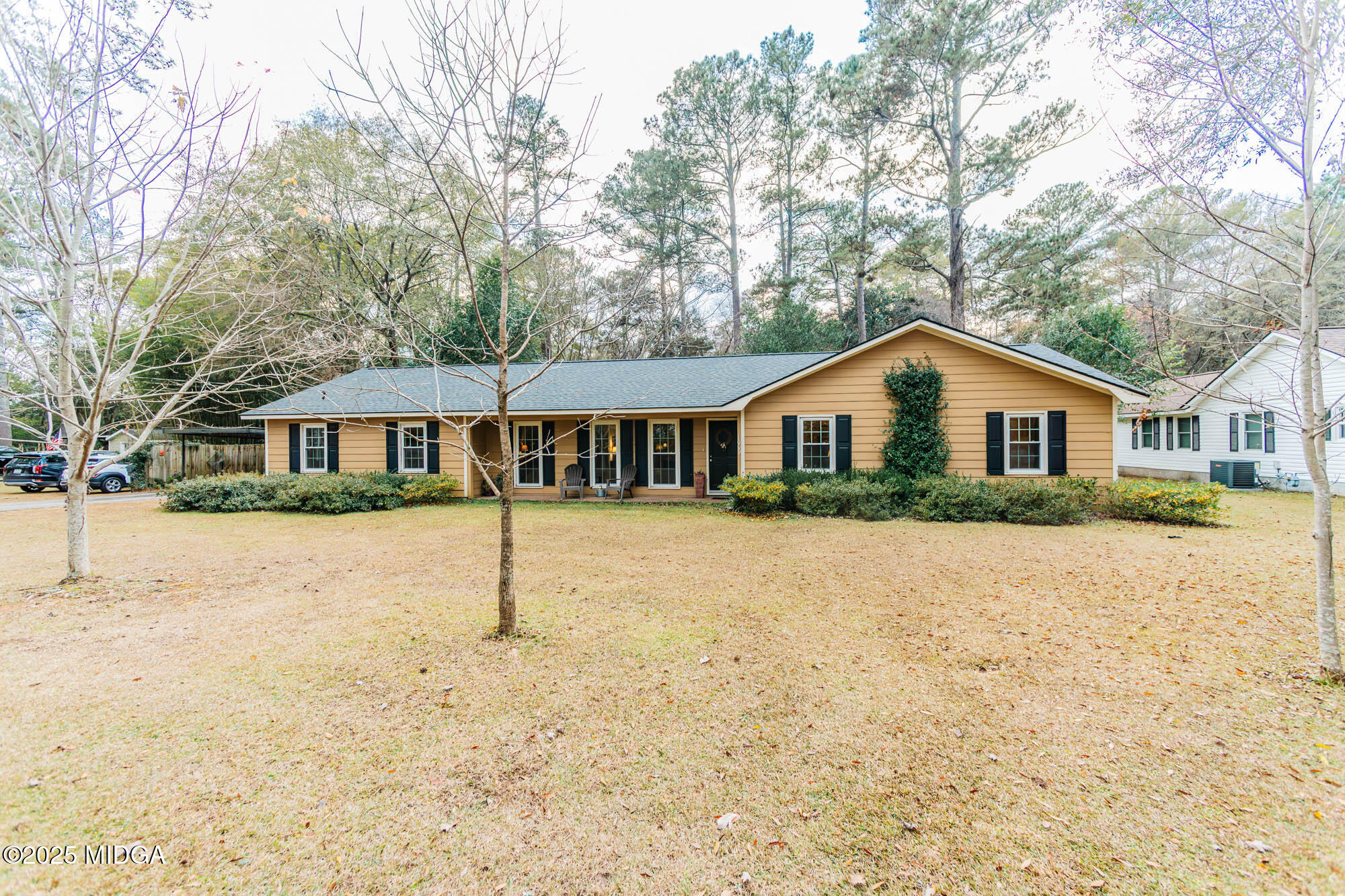 1009 N Davis Drive N