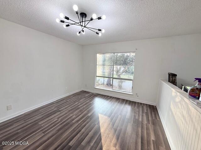 3982 Kings Park Circle