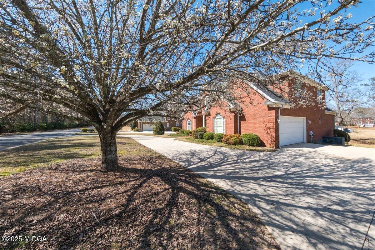168 Greenview Terrace
