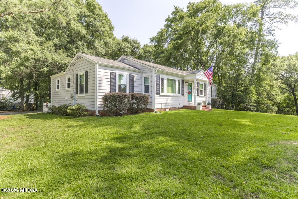 2411 Old Holton Road