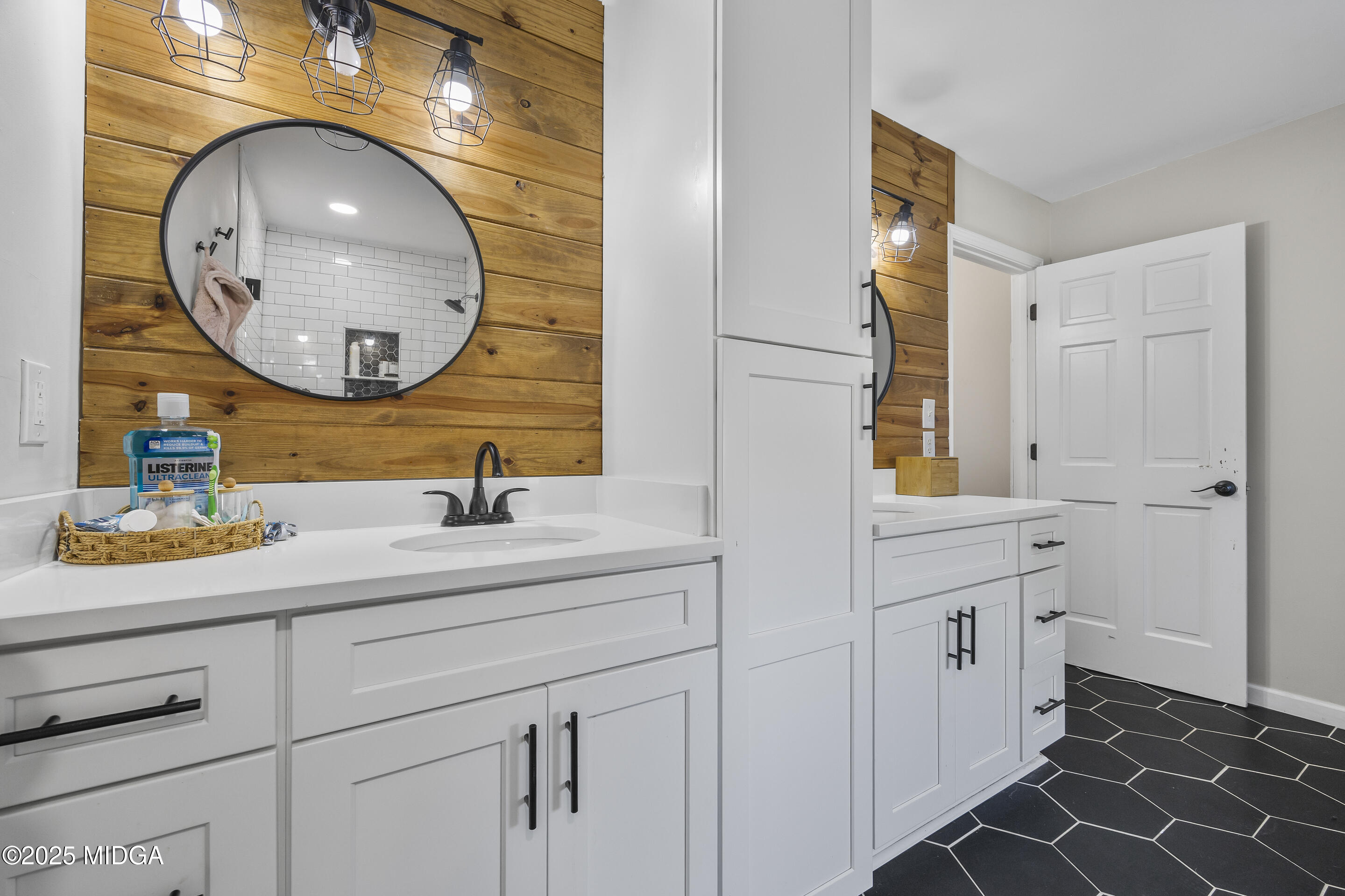 1404 Crystal Brook Court