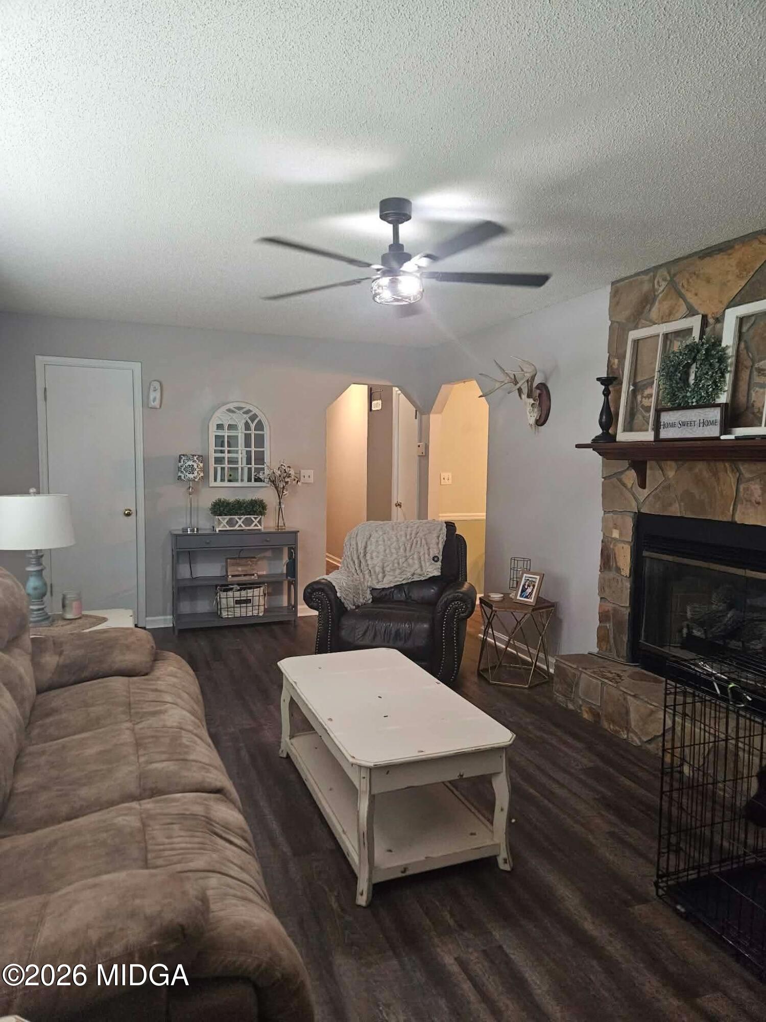 112 Southfork Drive