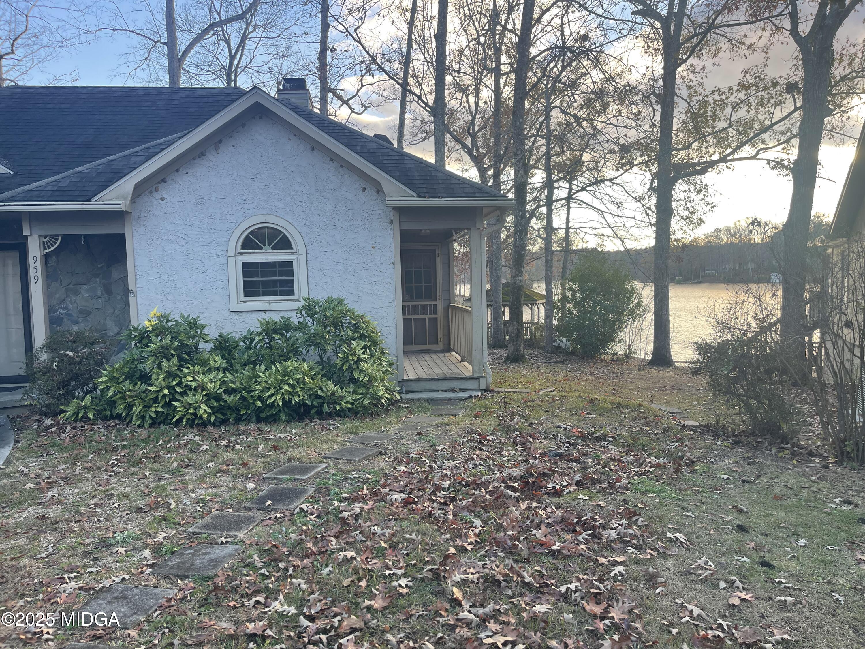 959 S Confederate Drive