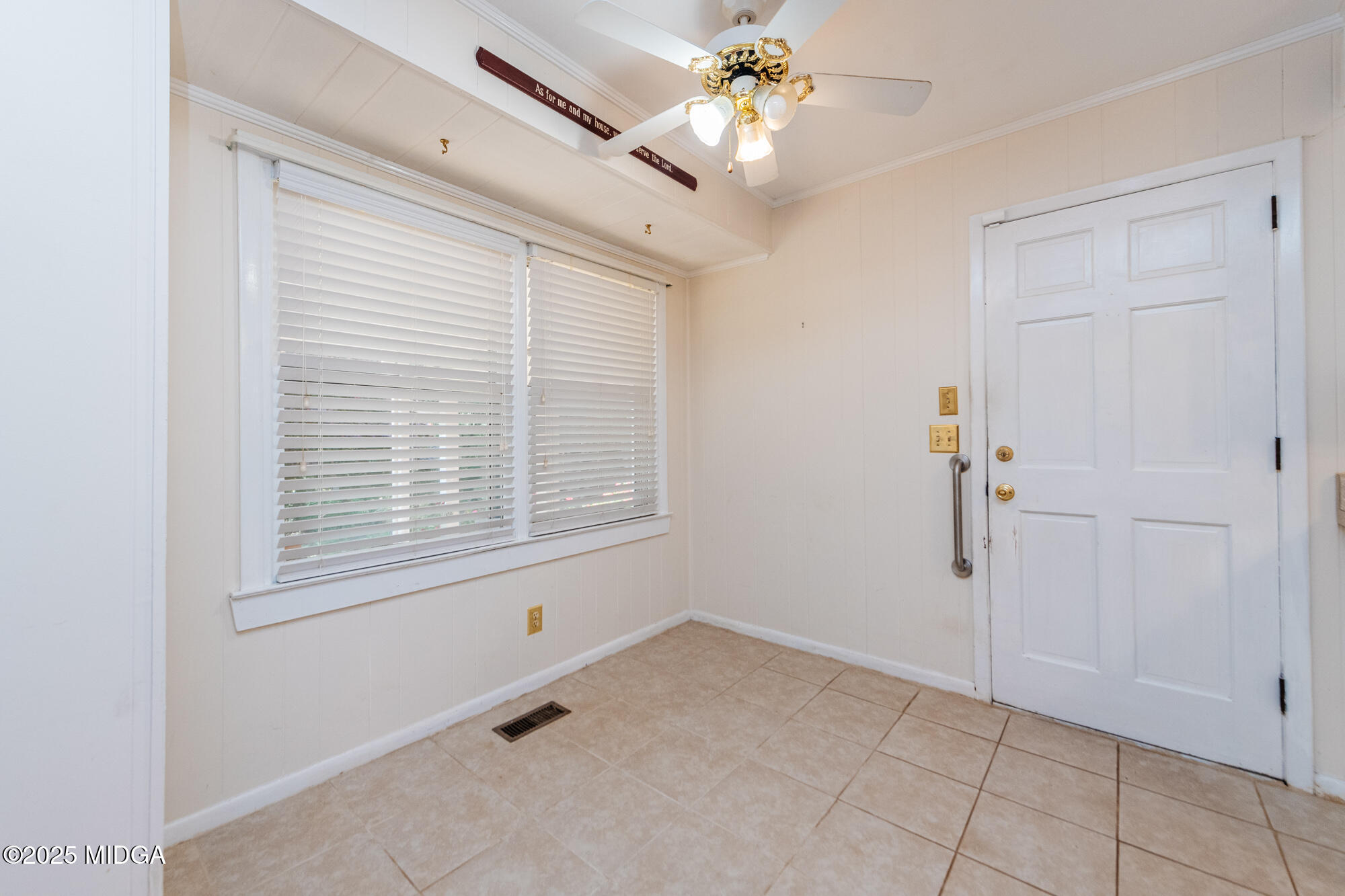 1109 Kenwood Drive